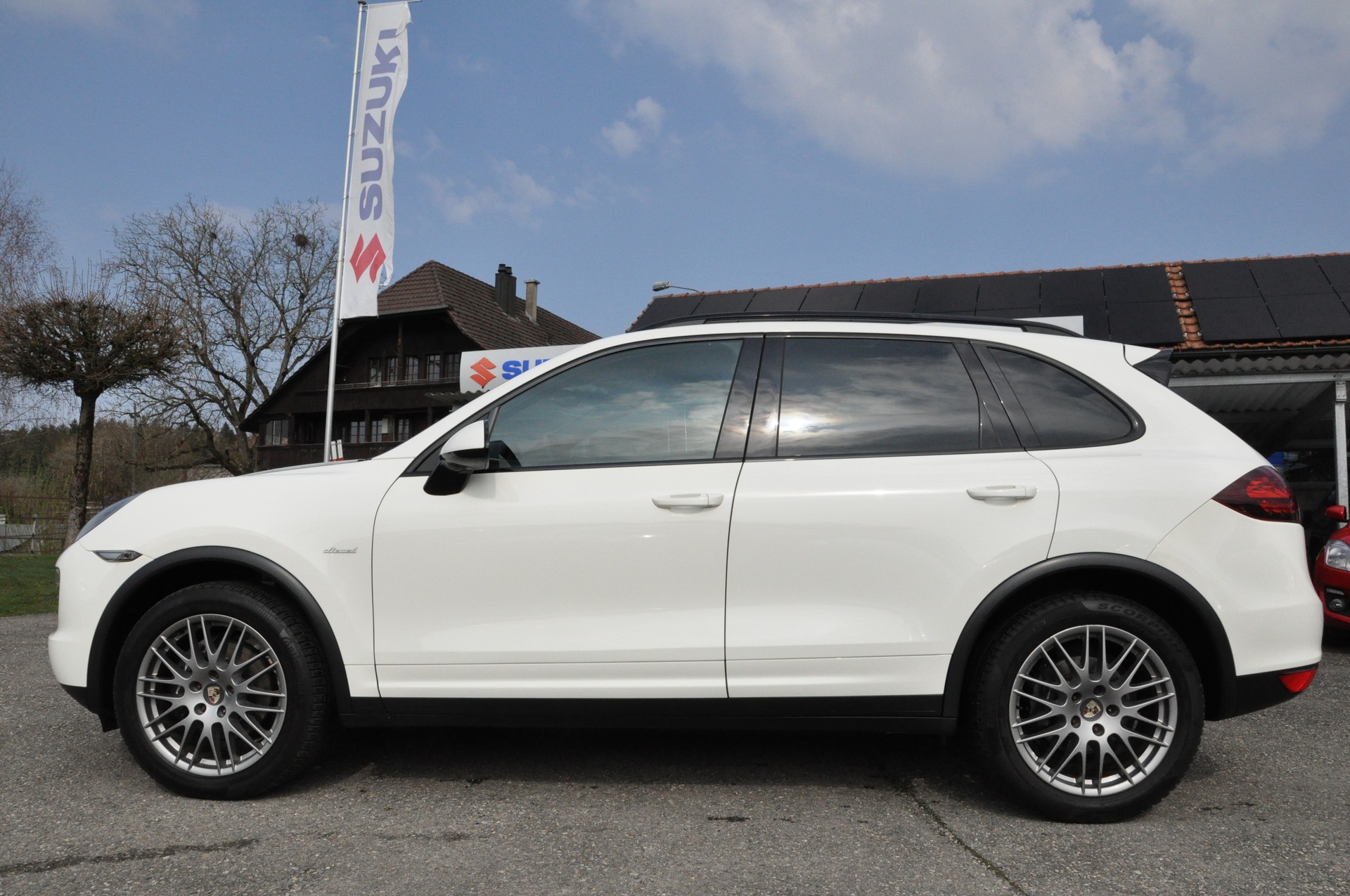 PORSCHE Cayenne Diesel-showroom-element-2