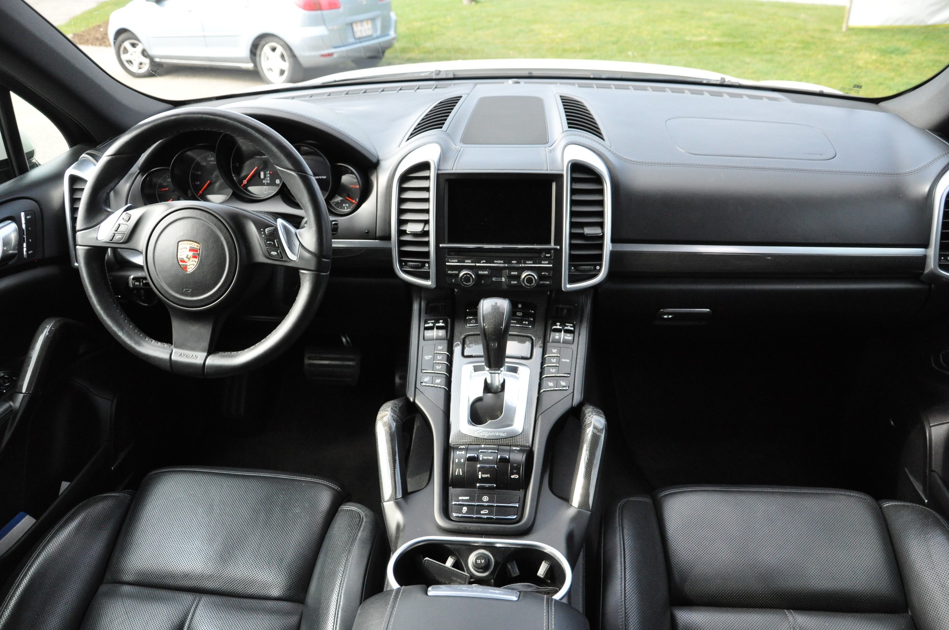 PORSCHE Cayenne Diesel-image-8