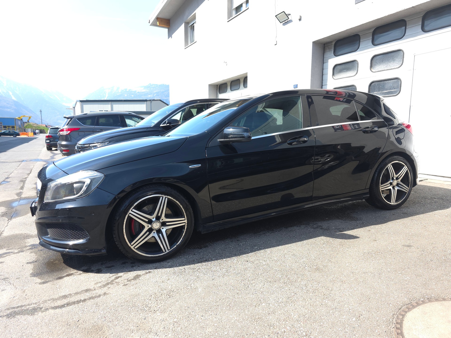 MERCEDES-BENZ A 250 Sport 7G-DCT-showroom-element-1