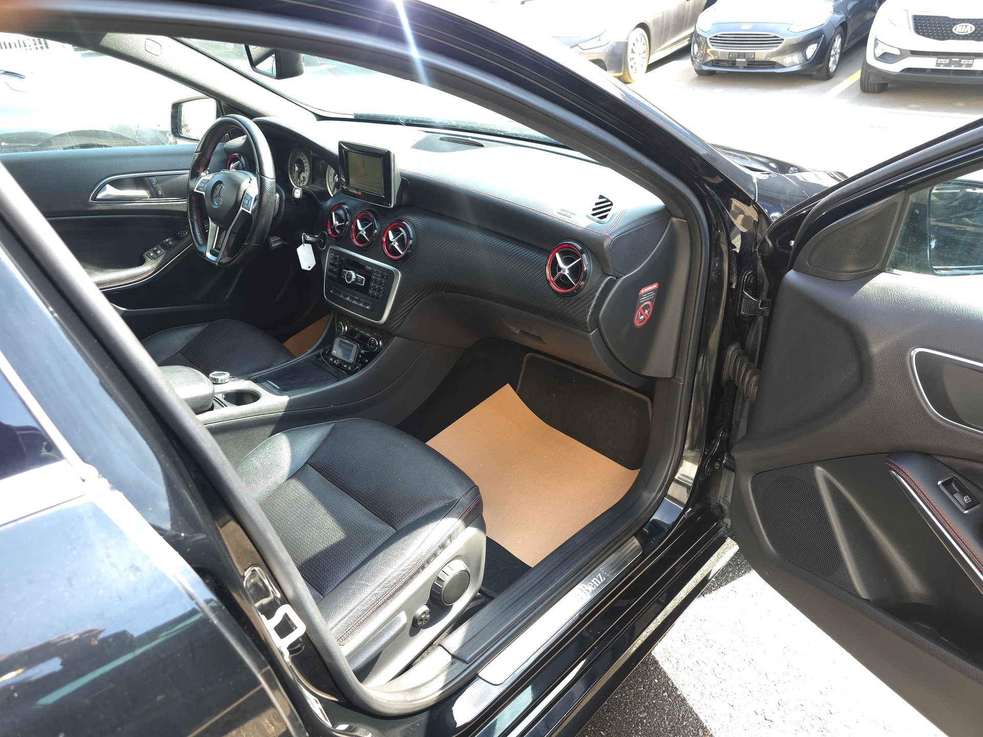 MERCEDES-BENZ A 250 Sport 7G-DCT-image-7