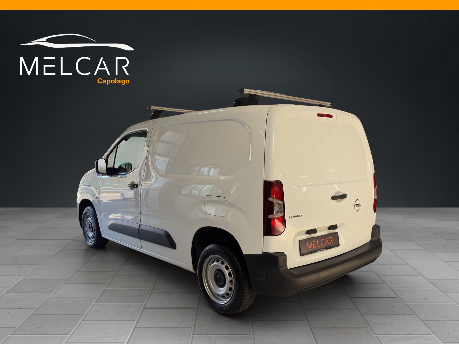 OPEL Combo 1.2 Cargo Essentia start/stop-image-8