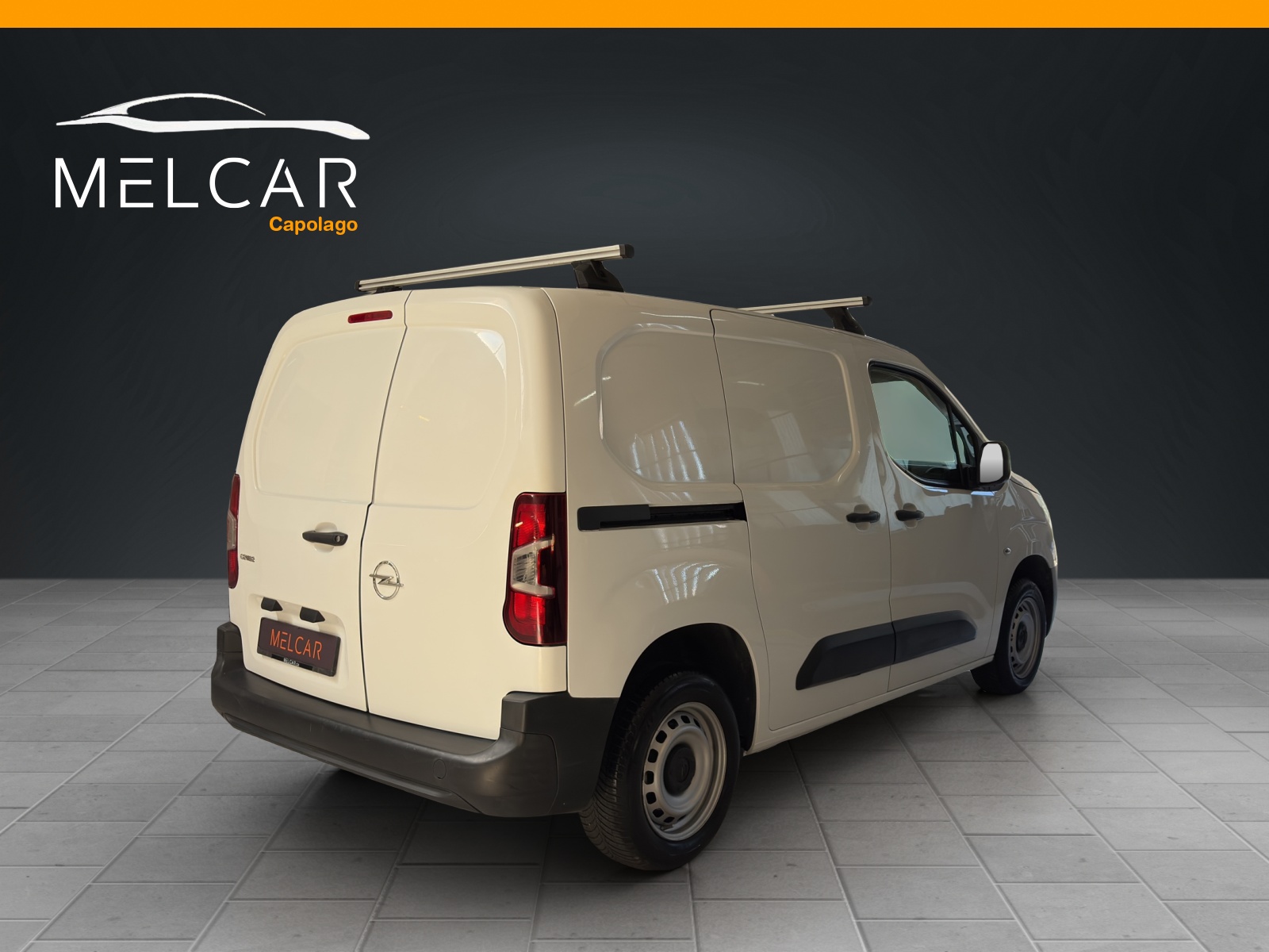 OPEL Combo 1.2 Cargo Essentia start/stop-image-9