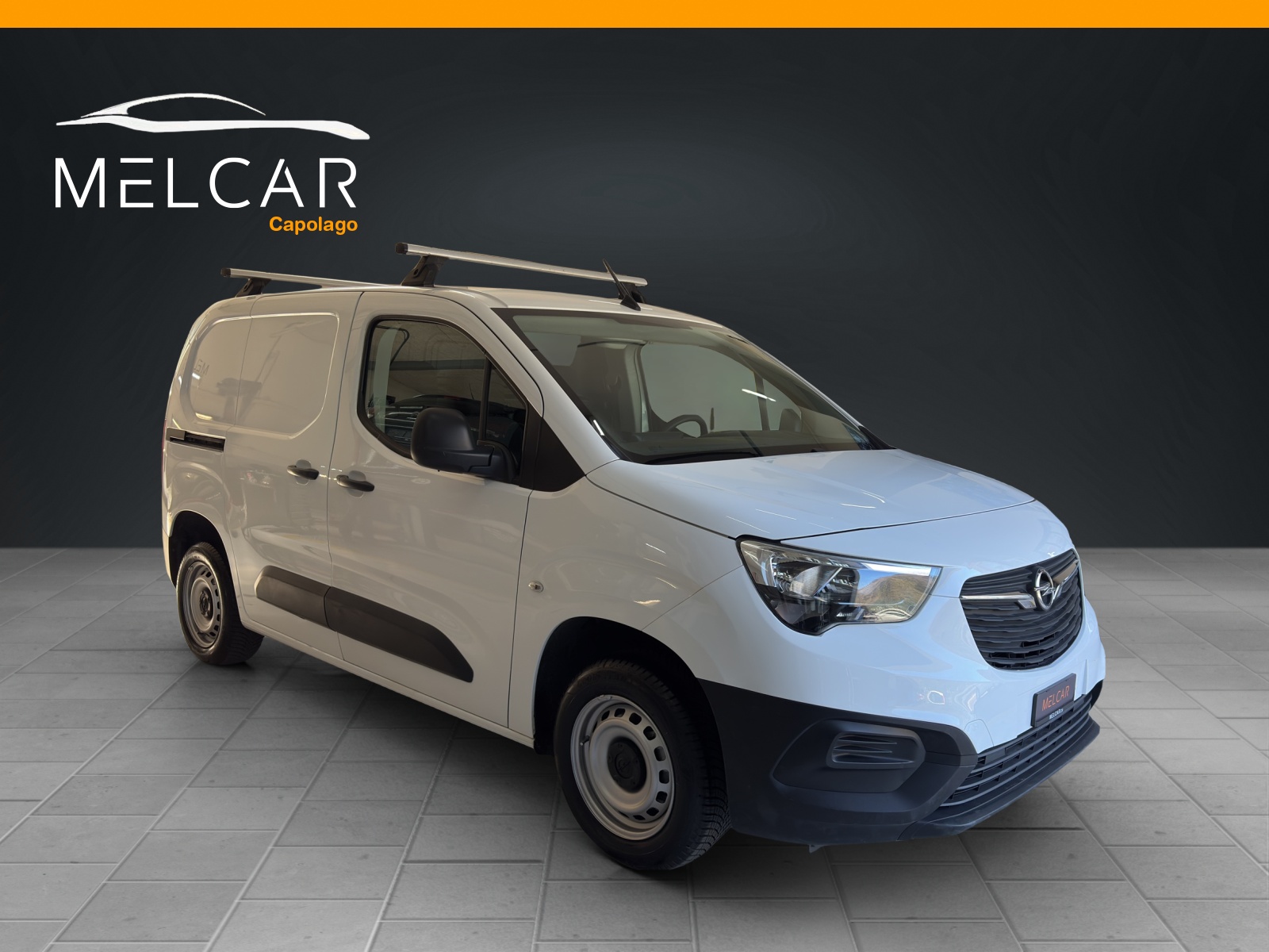 OPEL Combo 1.2 Cargo Essentia start/stop-image-1