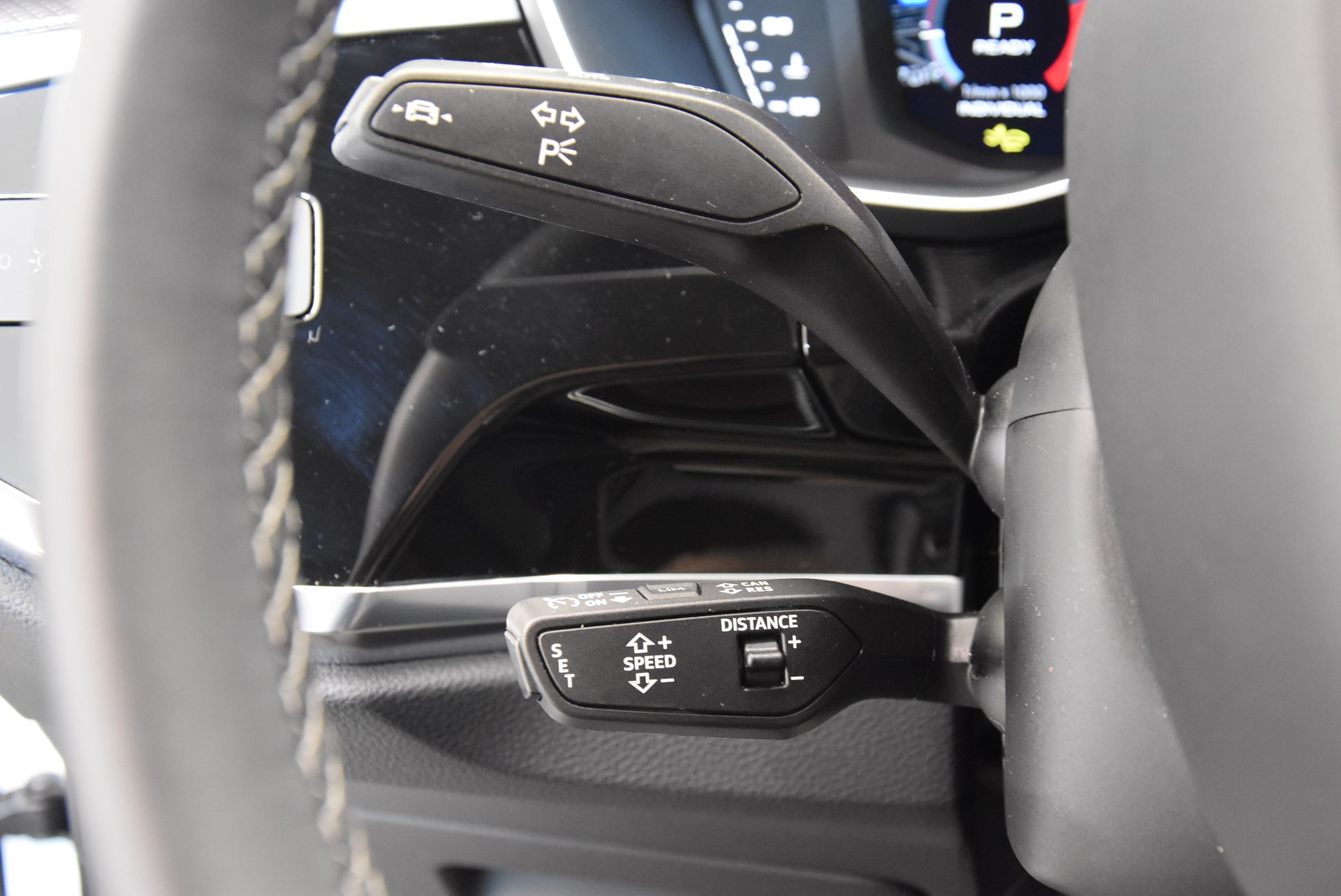 AUDI Q3 Sportback 35 TFSI Attraction S-tronic S-LINE INTERIEUR-image-6