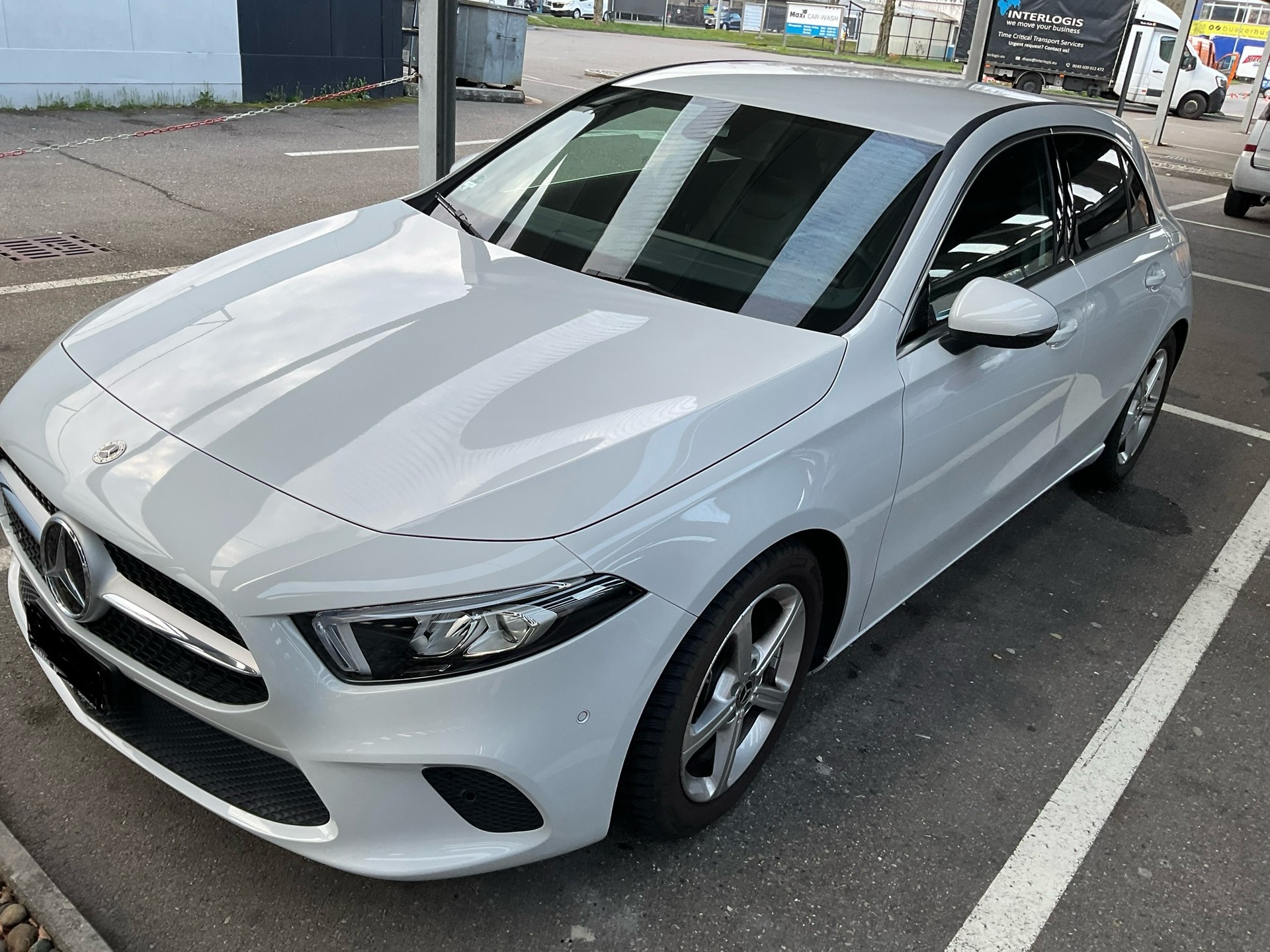 MERCEDES-BENZ A 180 Progressive 7G-DCT-image-5