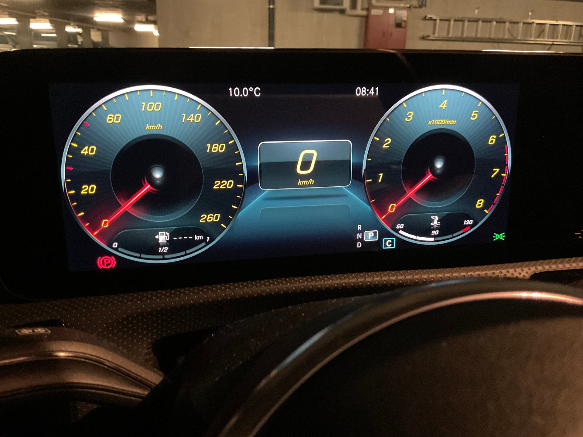 MERCEDES-BENZ A 180 Progressive 7G-DCT-image-2