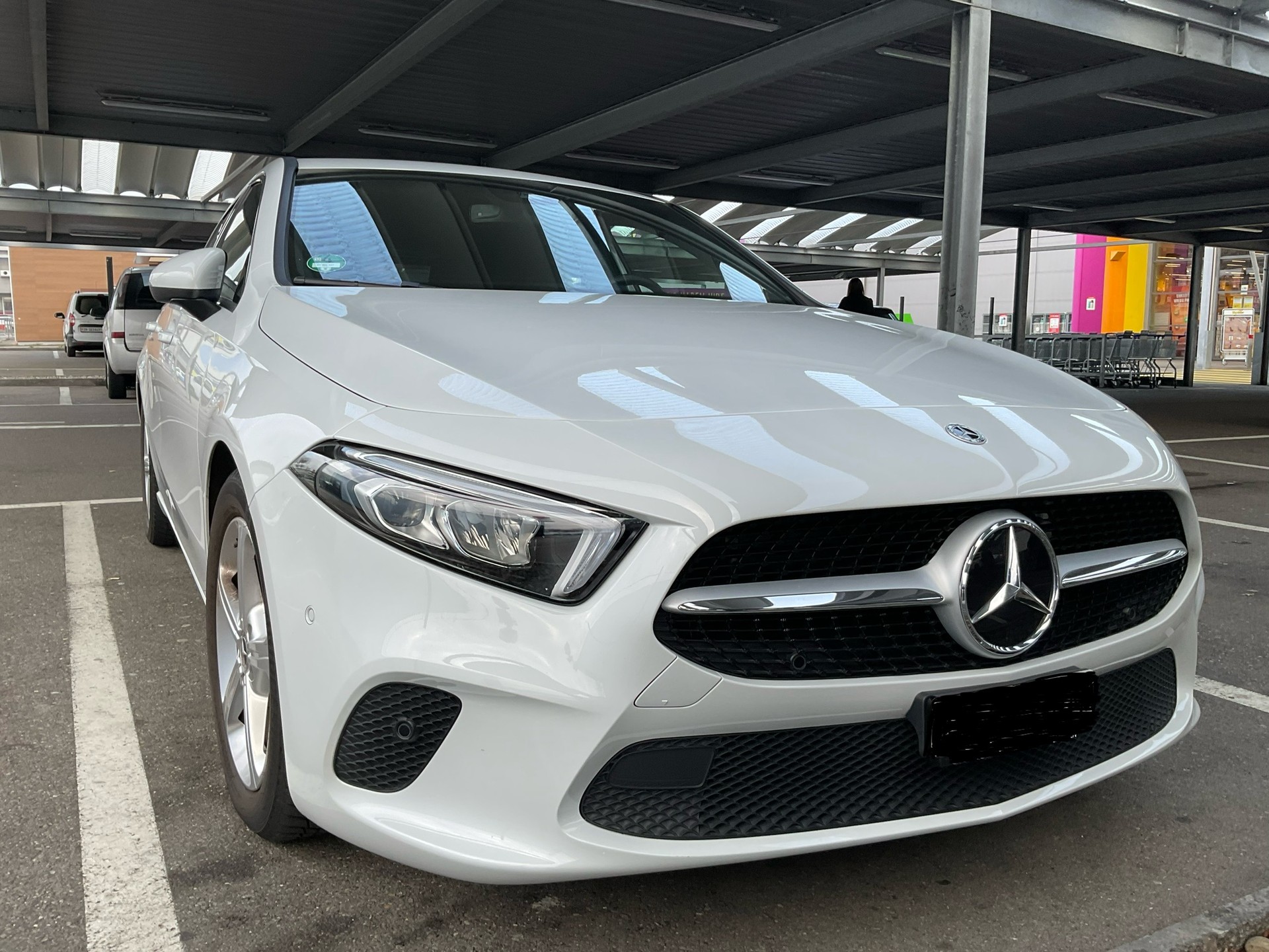MERCEDES-BENZ A 180 Progressive 7G-DCT-image-0