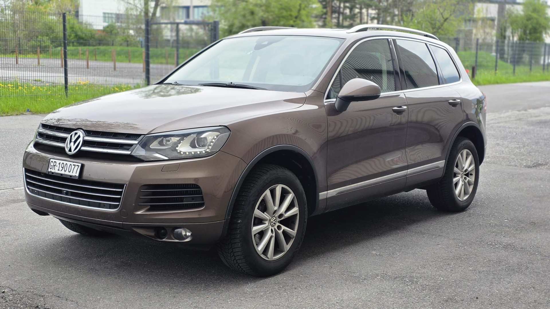 VW Touareg 3.0 TDI BlueMotion Technology Tiptronic-image-2