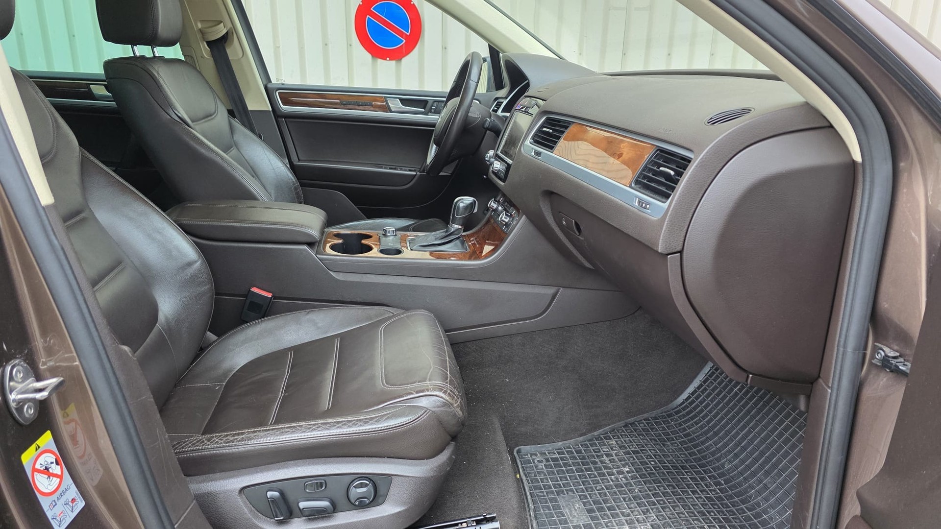VW Touareg 3.0 TDI BlueMotion Technology Tiptronic-image-9