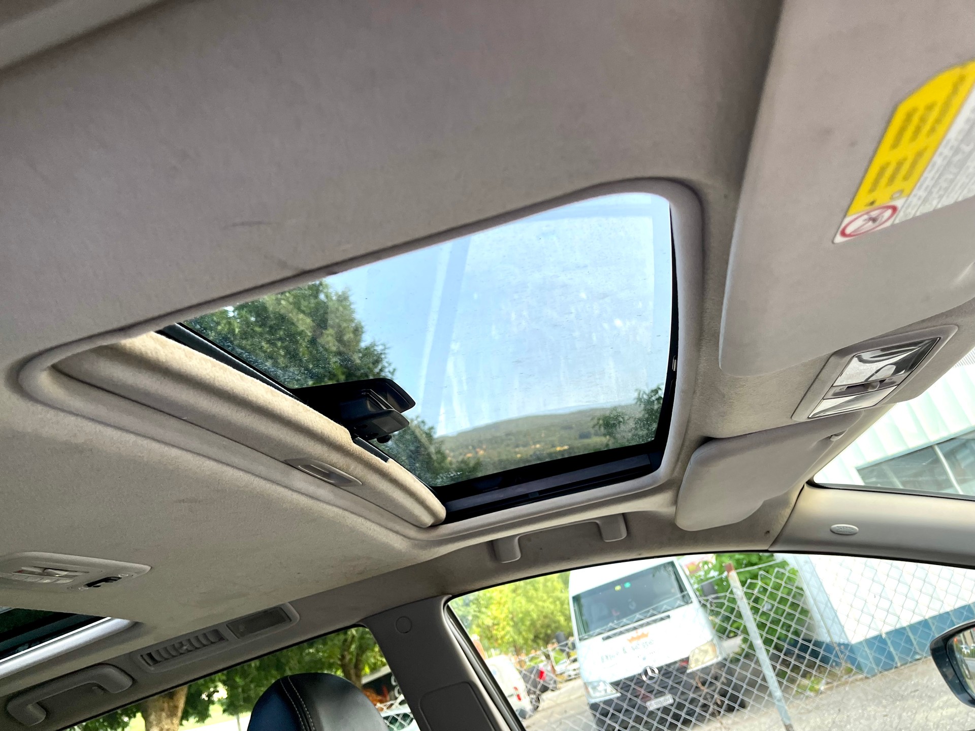 MITSUBISHI Grandis 2.4 16V Executive-image-16