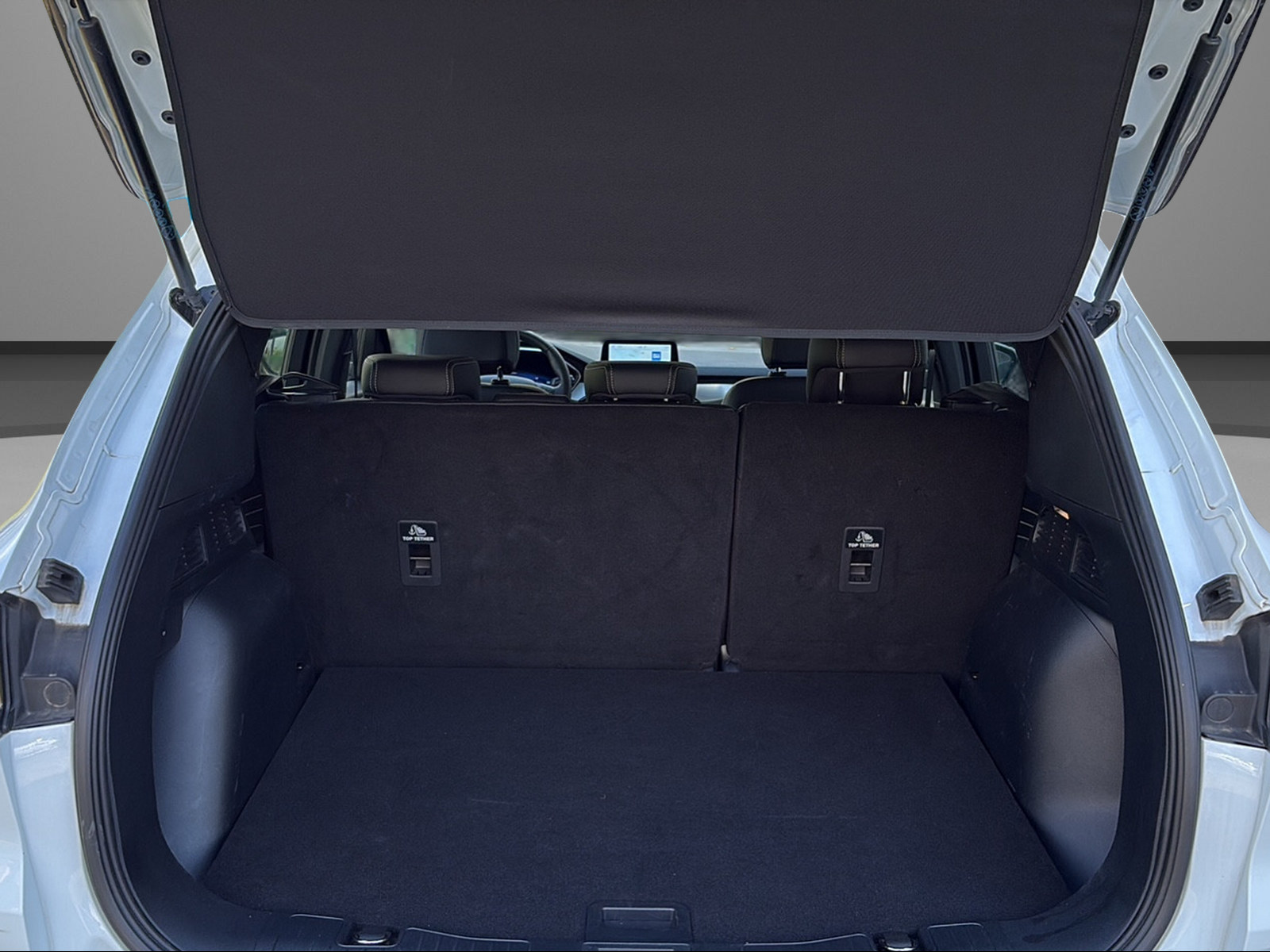FORD Kuga 2.5 FHEV Titanium X 4WD-image-6