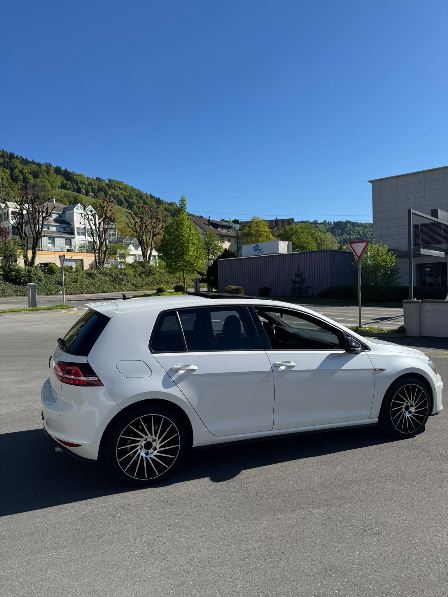VW Golf 2.0 TSI GTI ABT Performance DSG 275 PS-image-3