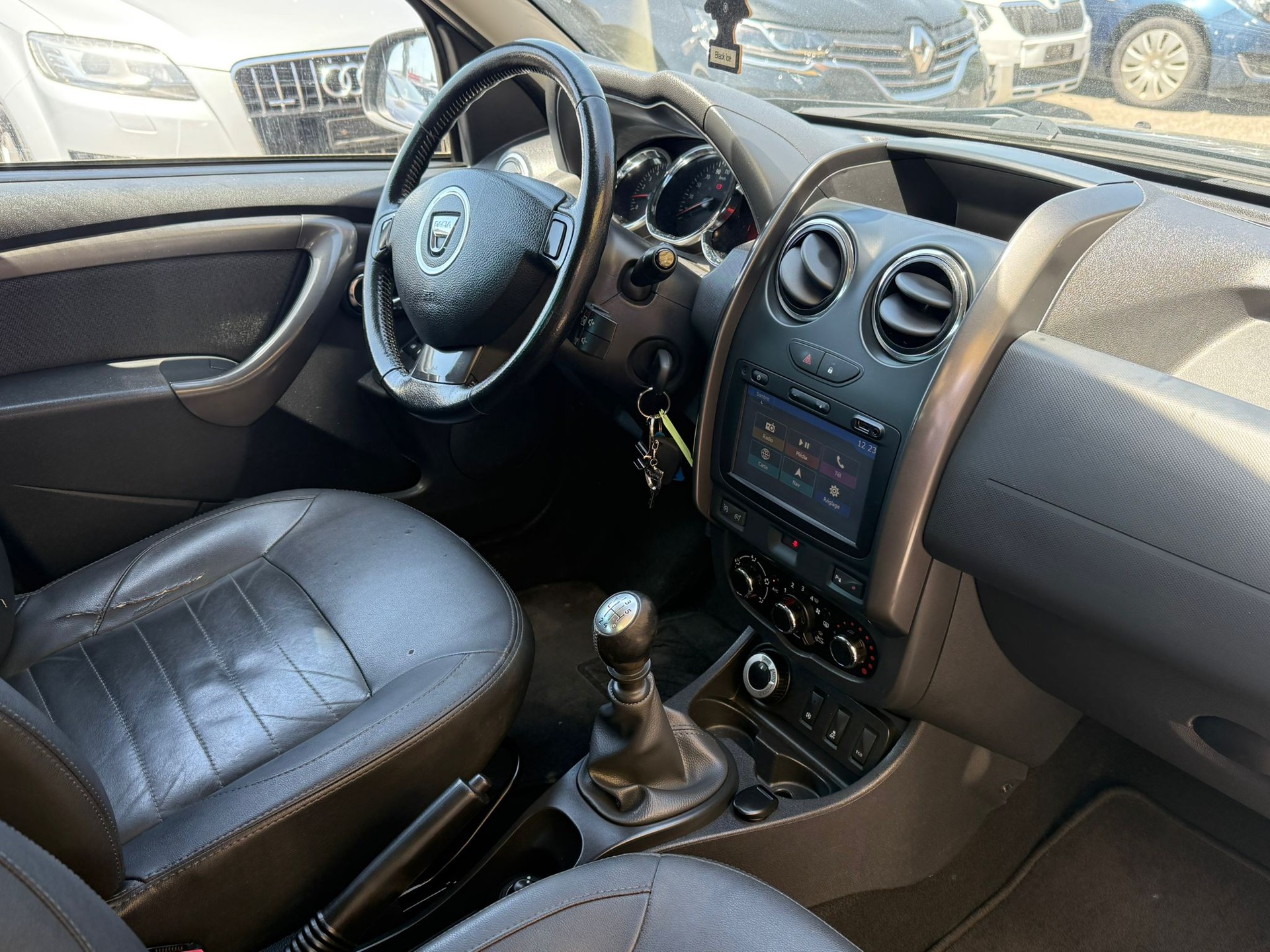 DACIA Duster 1.2 T Ambiance 4x4-image-7