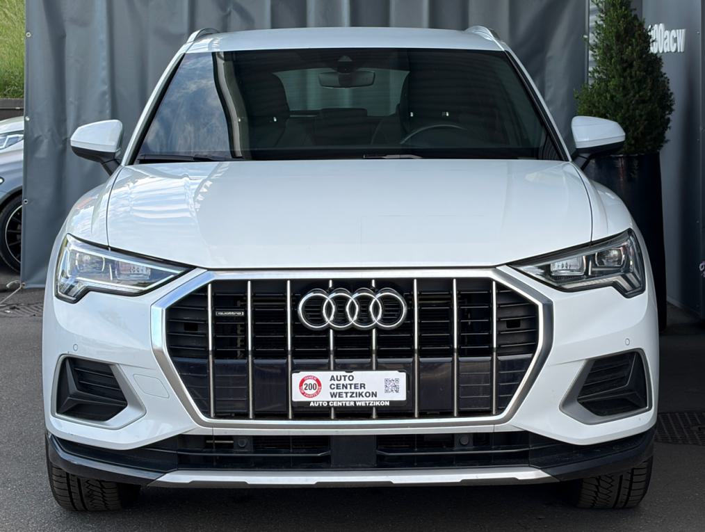 AUDI Q3 40 TFSI S line quattro S-tronic-image-0