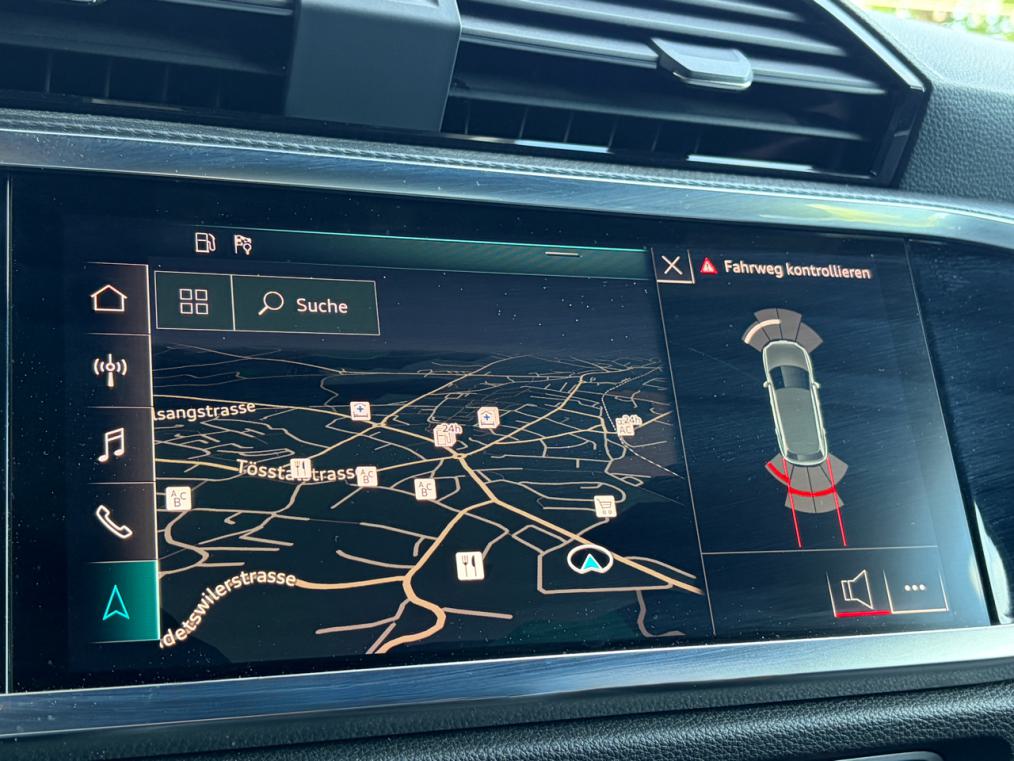 AUDI Q3 40 TFSI S line quattro S-tronic-image-5