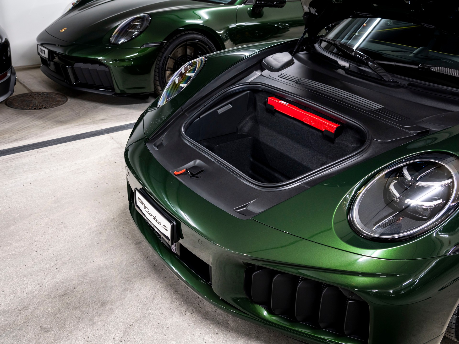 PORSCHE 911 Turbo S Cabriolet PDK-image-25