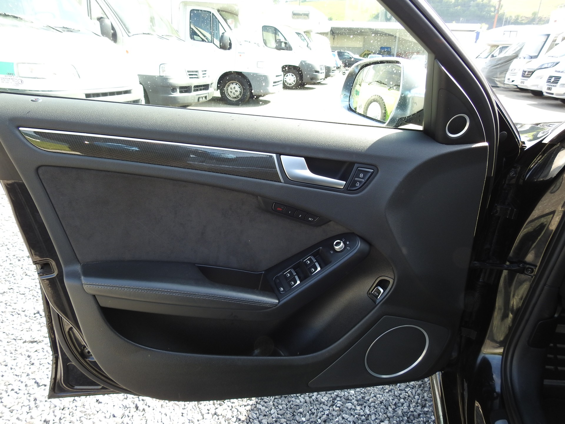 AUDI S4 Limousine 3.0 TFSI quattro S-tronic-image-11