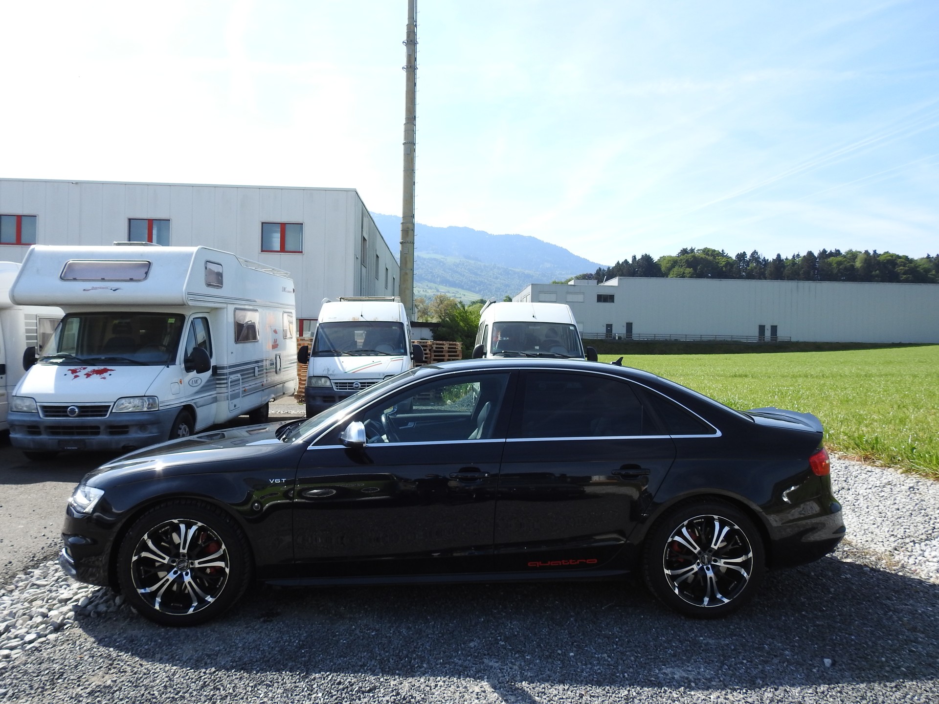 AUDI S4 Limousine 3.0 TFSI quattro S-tronic-image-2