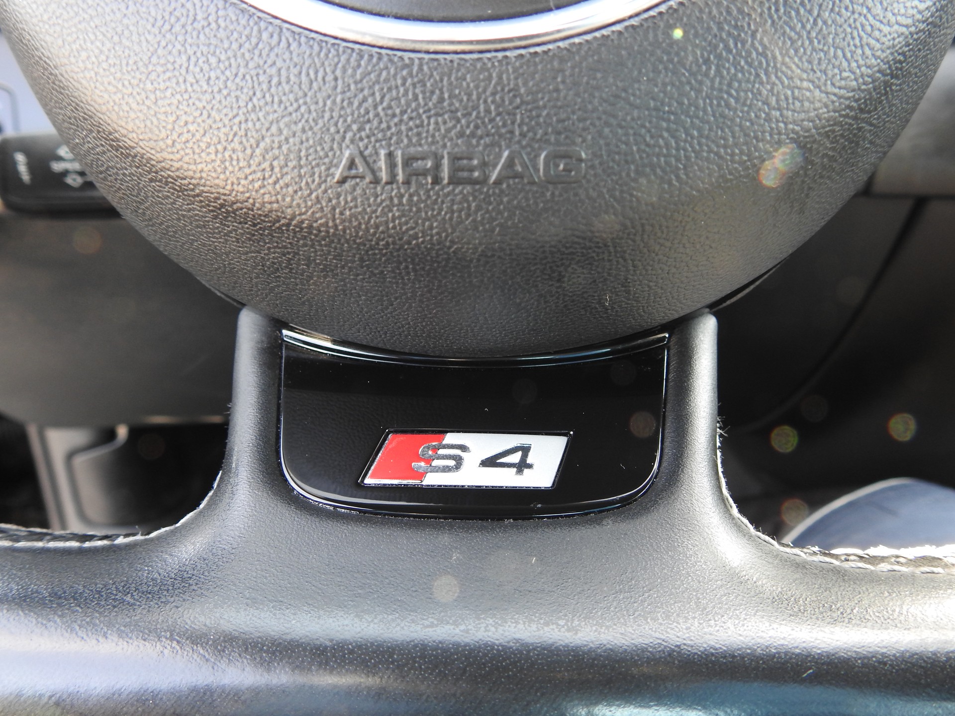 AUDI S4 Limousine 3.0 TFSI quattro S-tronic-image-25