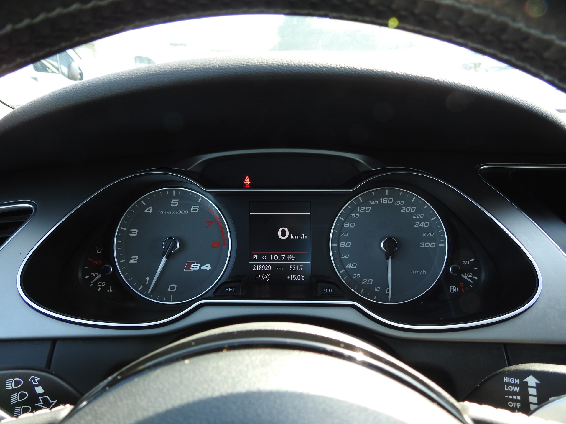 AUDI S4 Limousine 3.0 TFSI quattro S-tronic-image-30