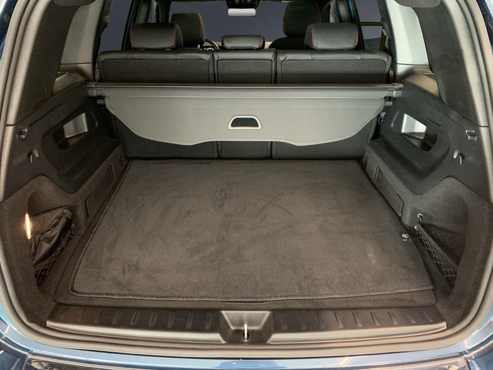 MERCEDES-BENZ GLB 250 AMG Line 4 MATIC-image-12