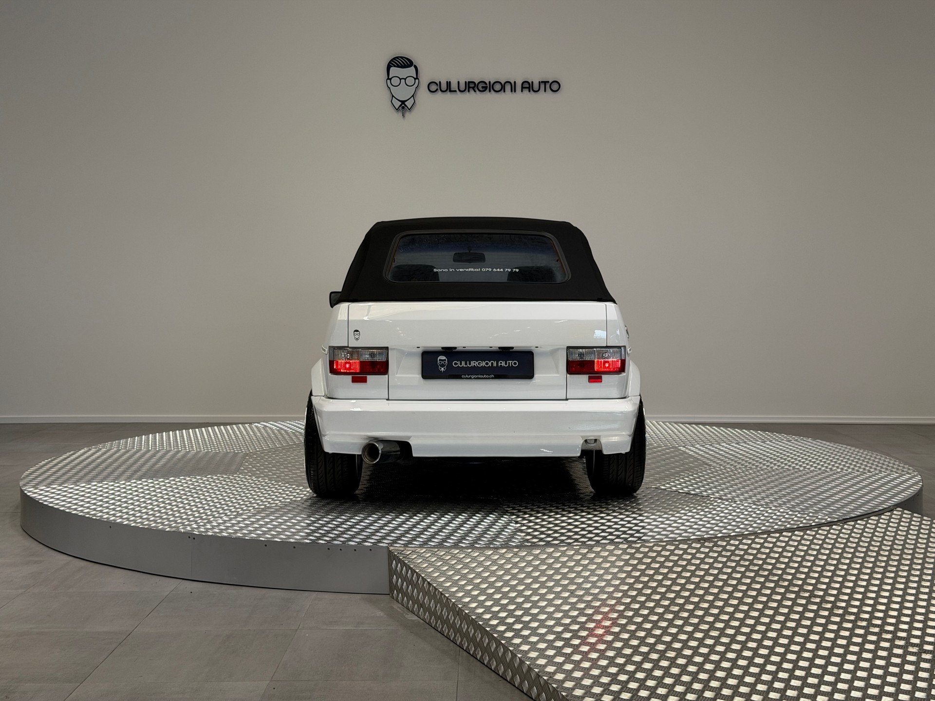VW Cabrio-image-10