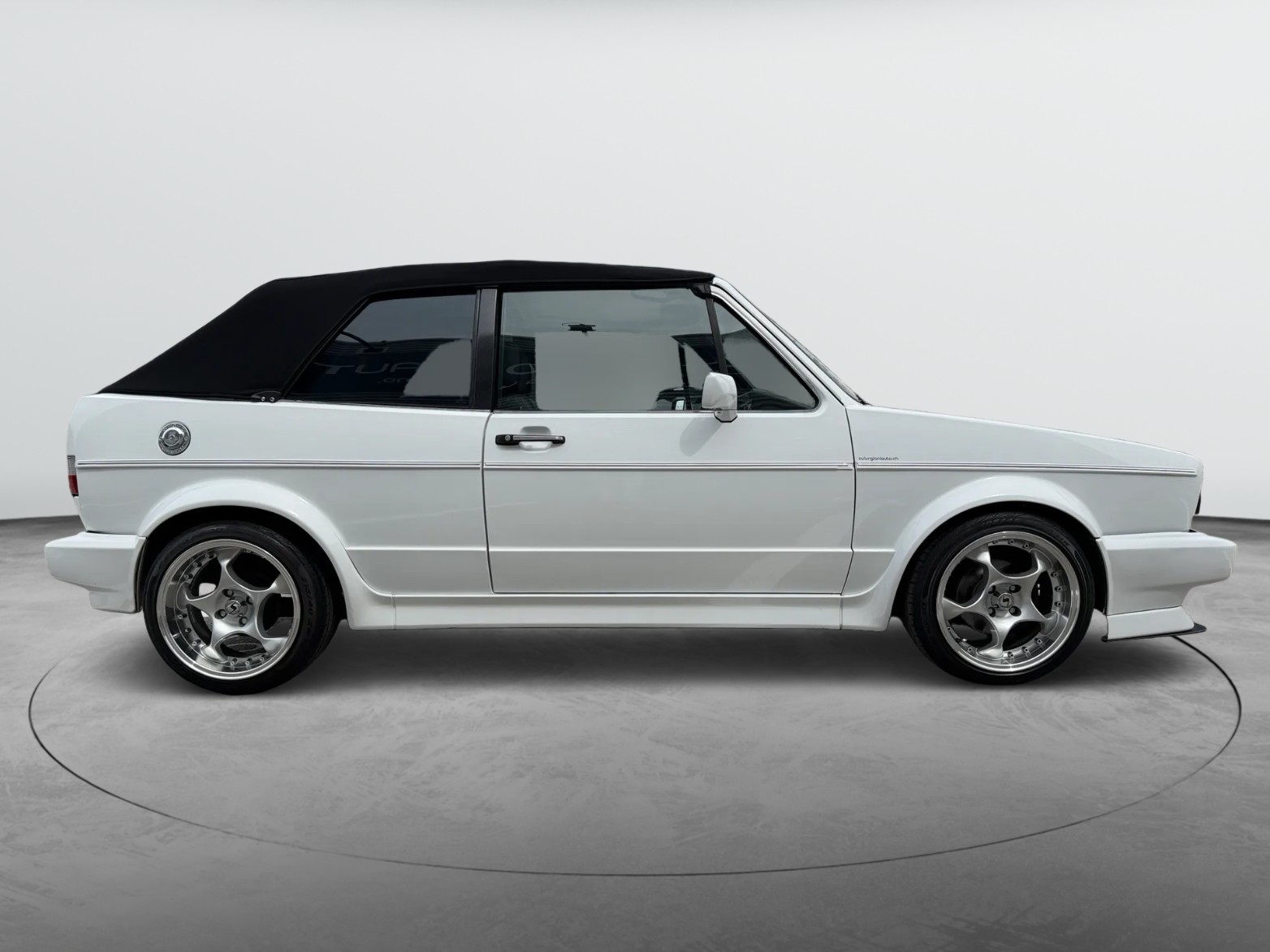 VW Cabrio-image-7