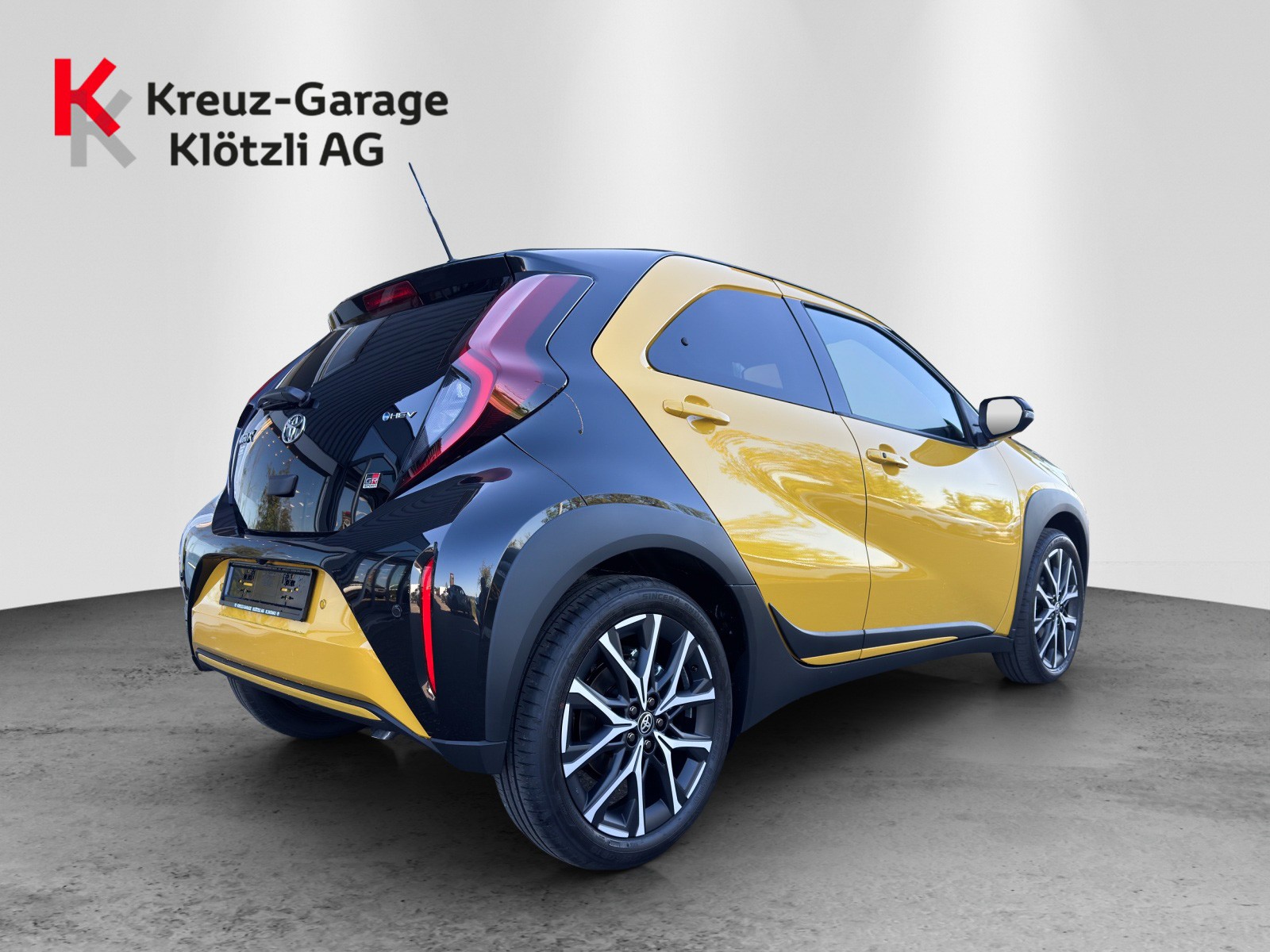 TOYOTA Aygo X 1.5 GR Sport e-CVT-image-2