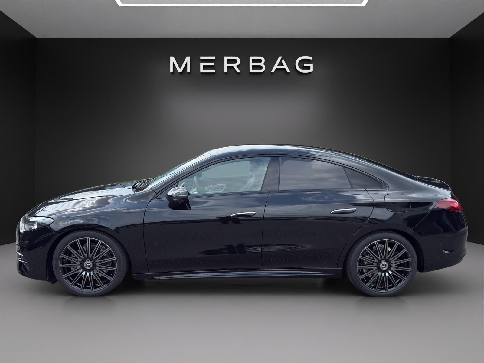 MERCEDES-BENZ CLA 220 4Matic 8G-DCT-image-1