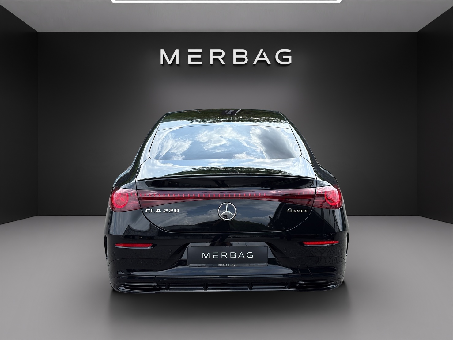 MERCEDES-BENZ CLA 220 4Matic 8G-DCT-image-3