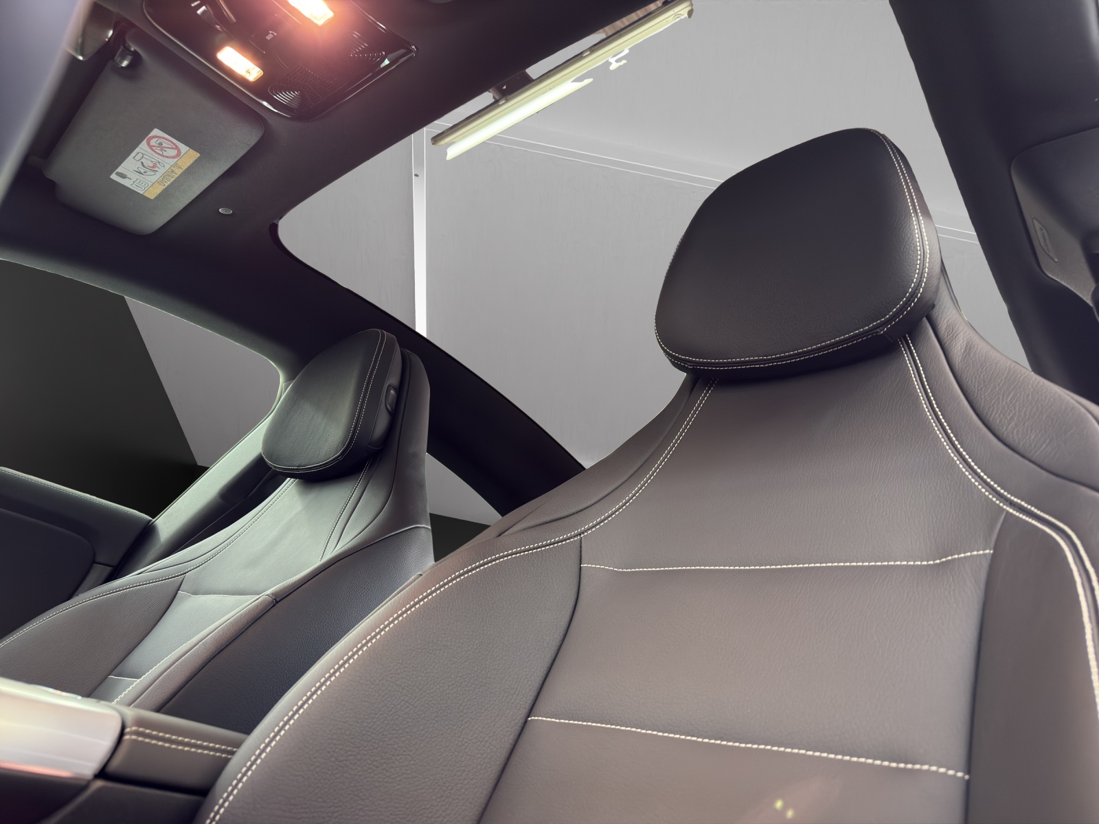 MERCEDES-BENZ CLA 220 4Matic 8G-DCT-image-12