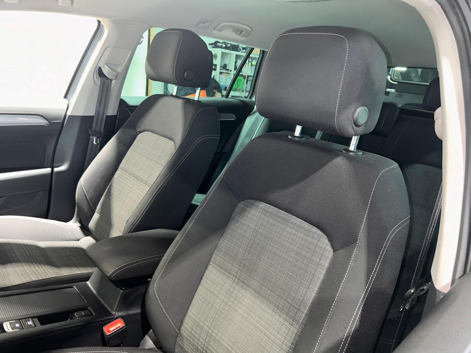 VW Passat Variant 2.0 TDI 150 Business DSG-image-17
