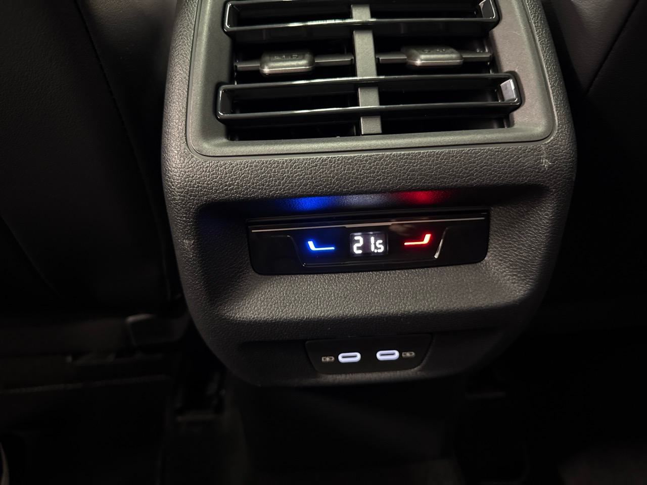VW Tiguan 2.0 TSI R-Line 4Motion Black Style-image-10