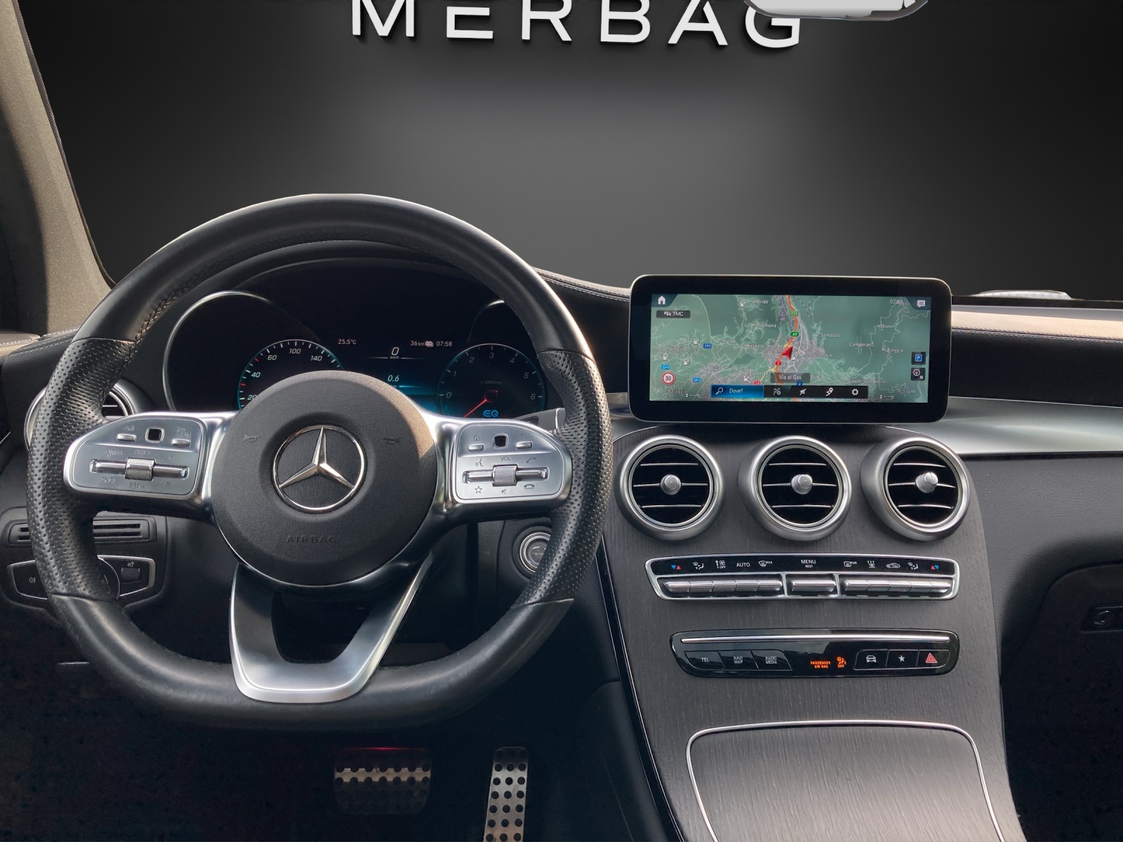 MERCEDES-BENZ GLC Cou. 300 de AMG Li 4M-image-5