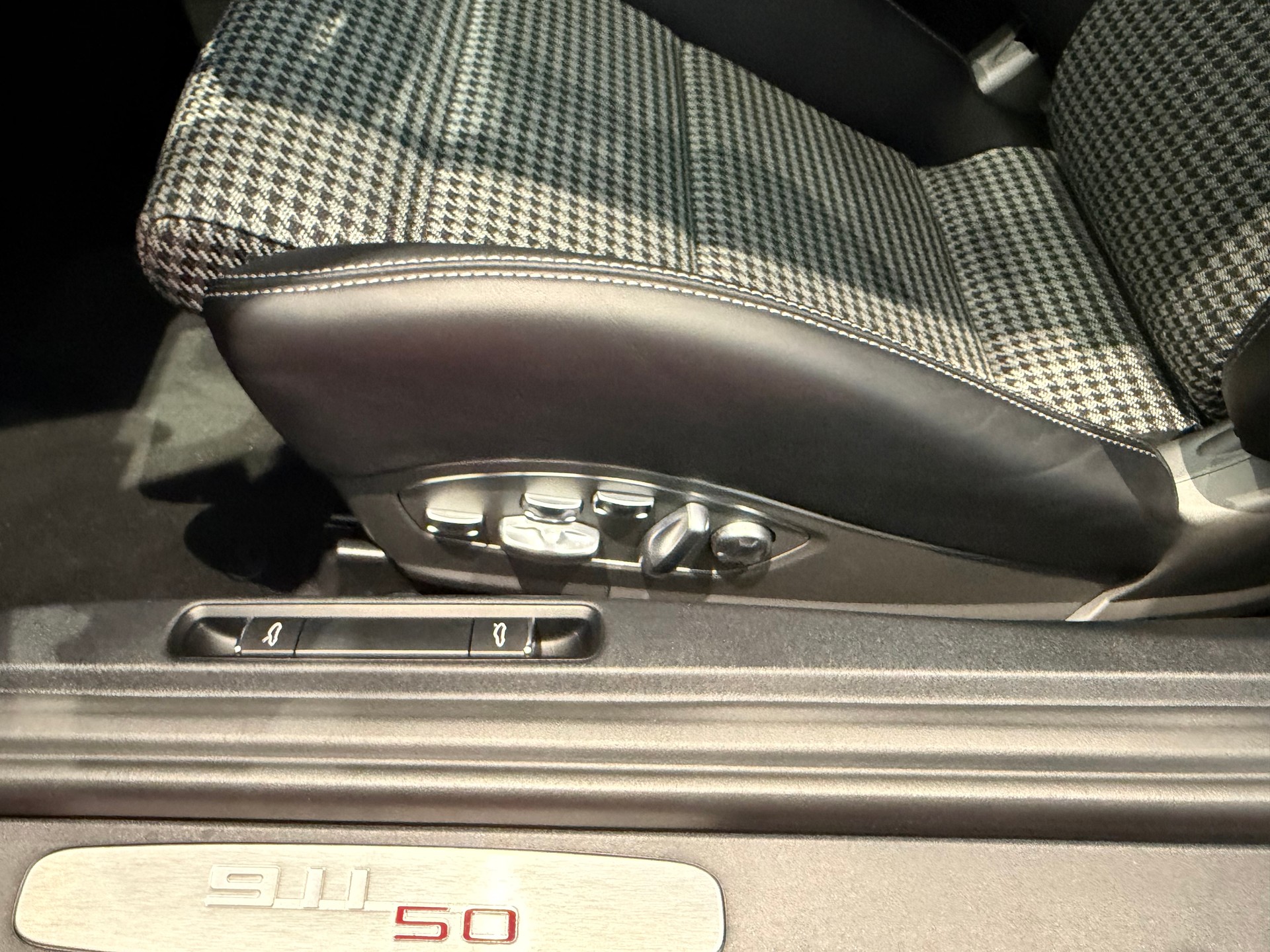 PORSCHE 911 Carrera S 50 Years-image-15