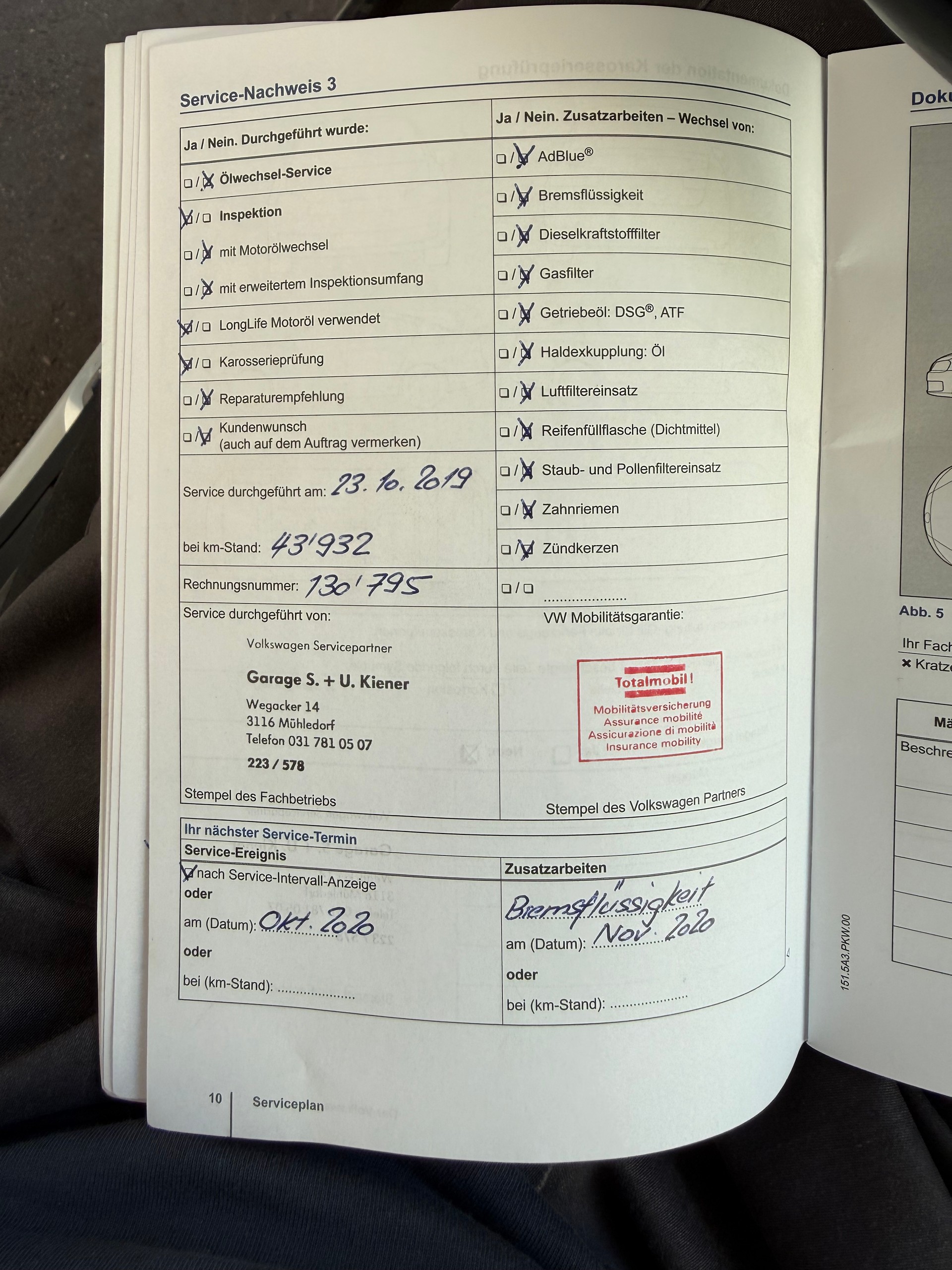 VW Tiguan 2.0 TDI BMT R-Line Design 4x2-image-9