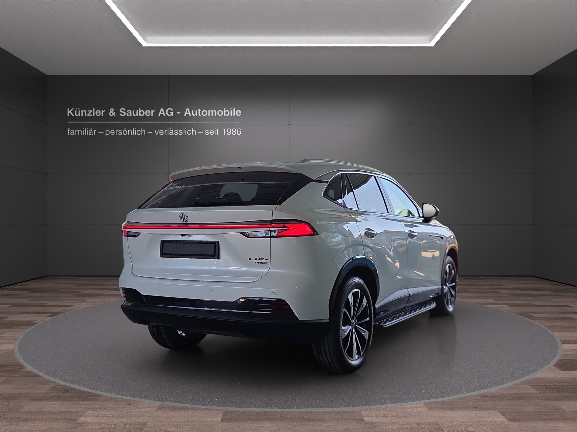 MG HS 1.5 T PHEV Luxury-image-15