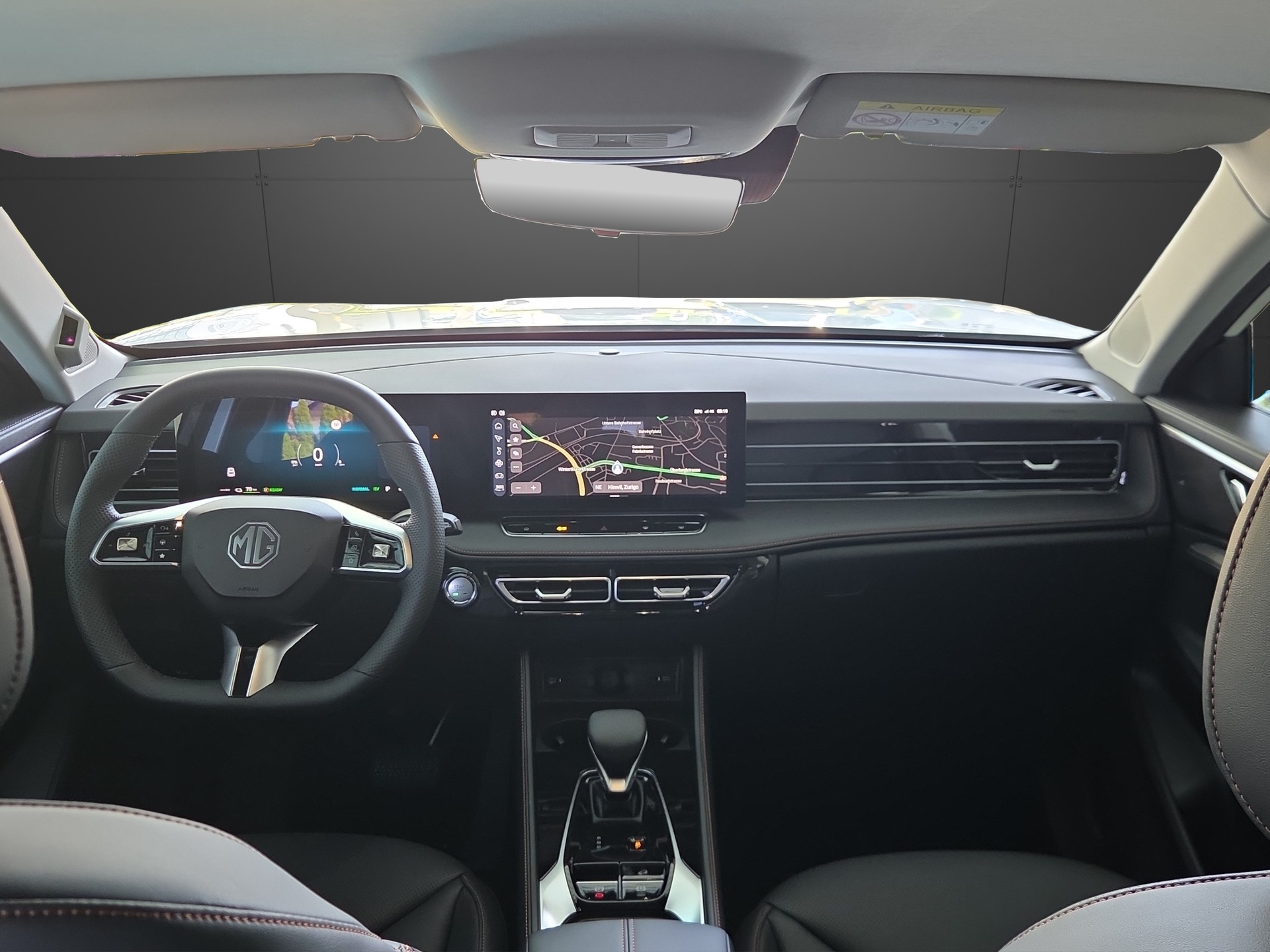 MG HS 1.5 T PHEV Luxury-image-4