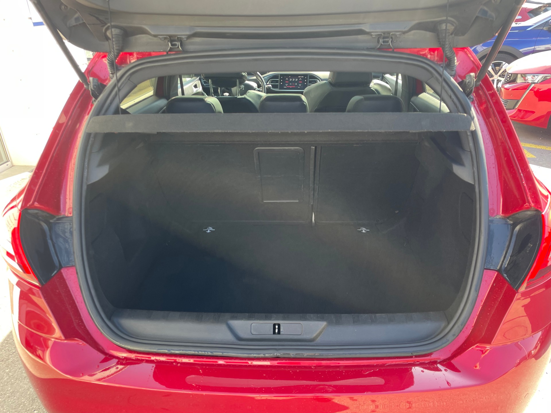 PEUGEOT 308 1.6 THP GTi-image-15