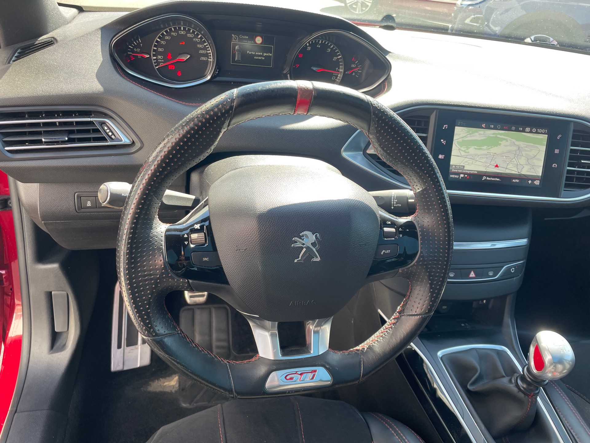 PEUGEOT 308 1.6 THP GTi-image-6