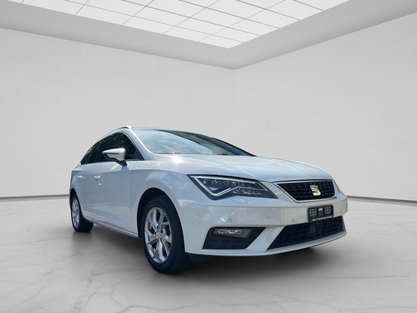 SEAT Leon ST 2.0 TDI SWISS FR 4D 4Drive DSG-image-7