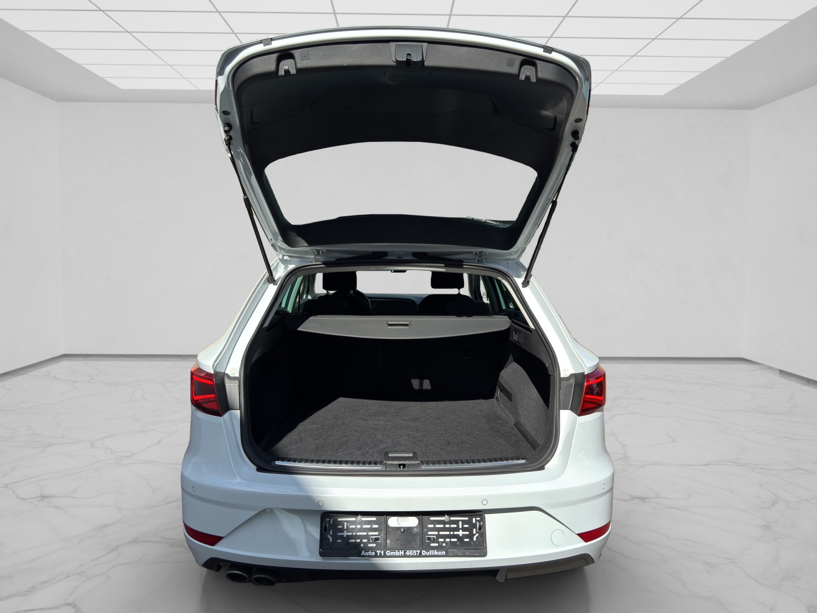 SEAT Leon ST 2.0 TDI SWISS FR 4D 4Drive DSG-image-14