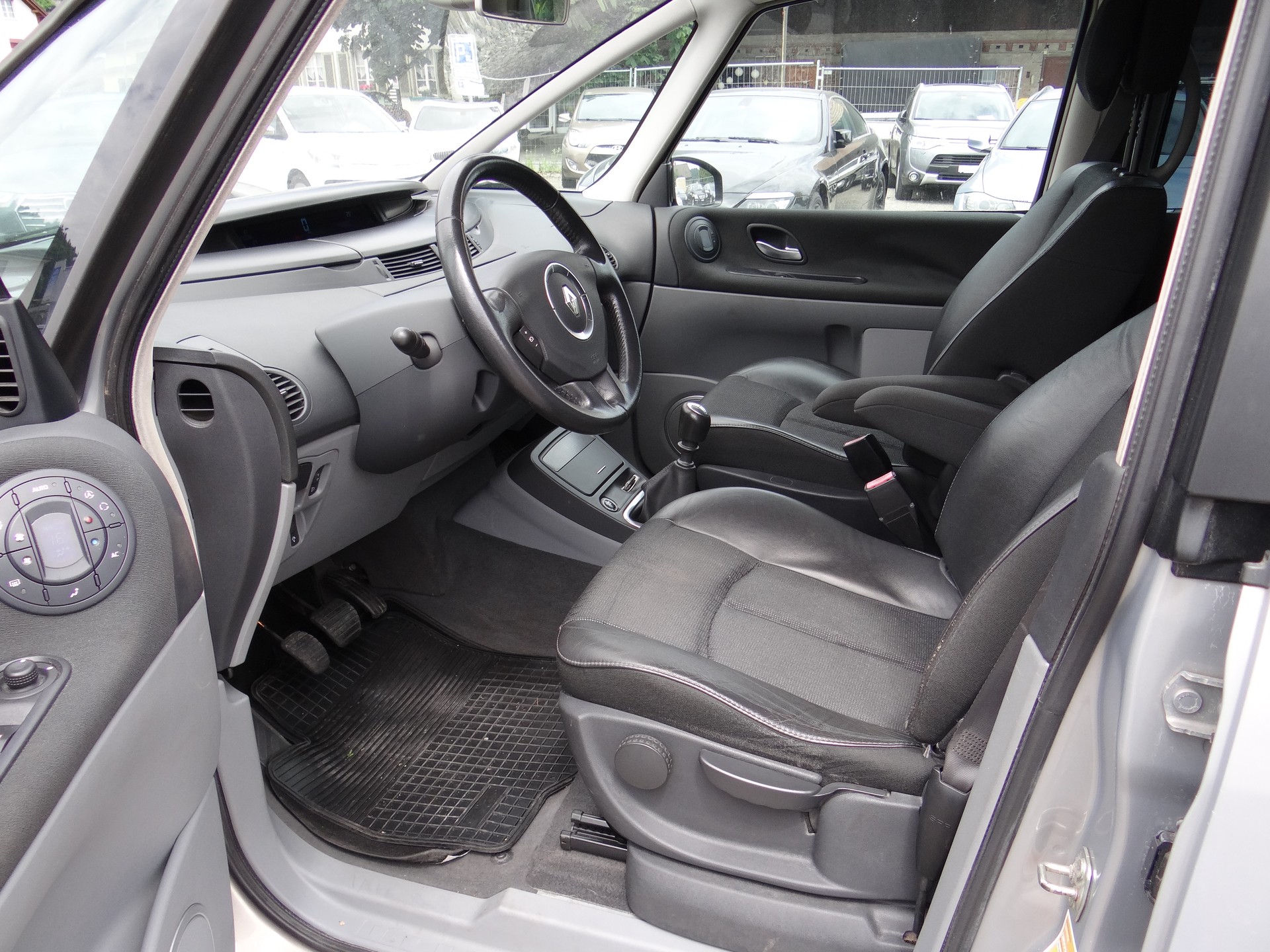 RENAULT Espace 2.0 Turbo Dynamique-image-4