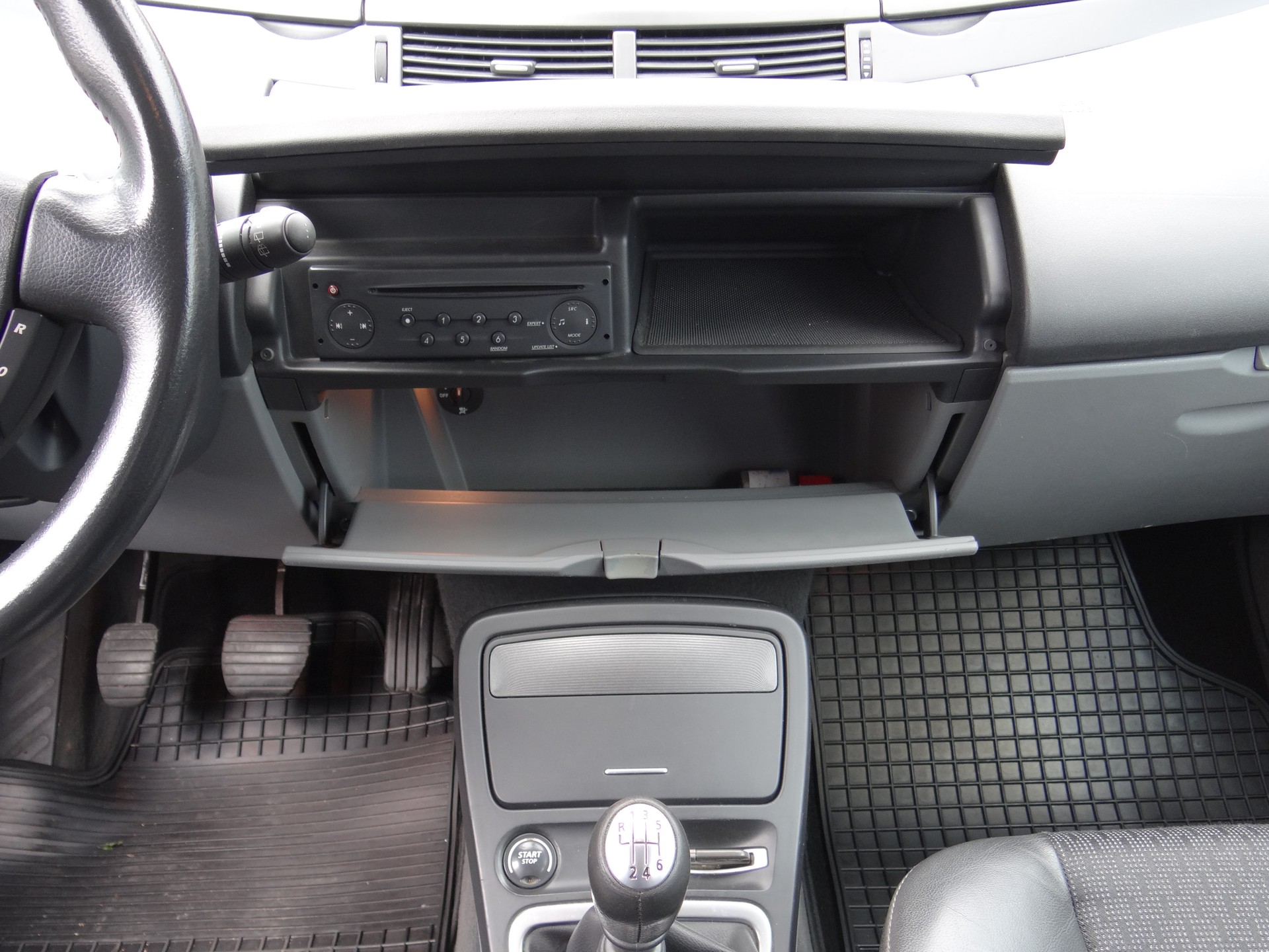 RENAULT Espace 2.0 Turbo Dynamique-image-12