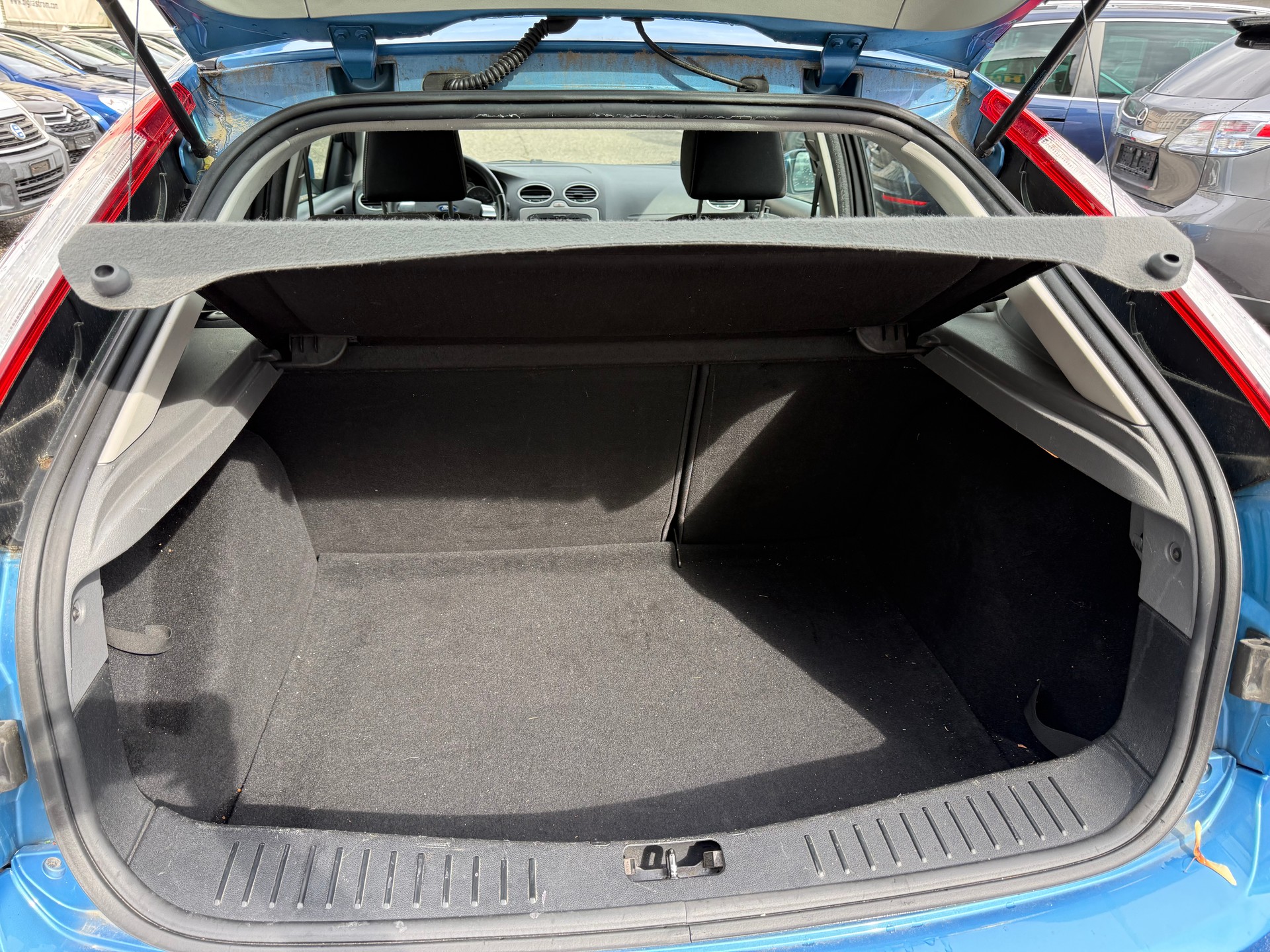 FORD Focus 1.8i Carving-image-8