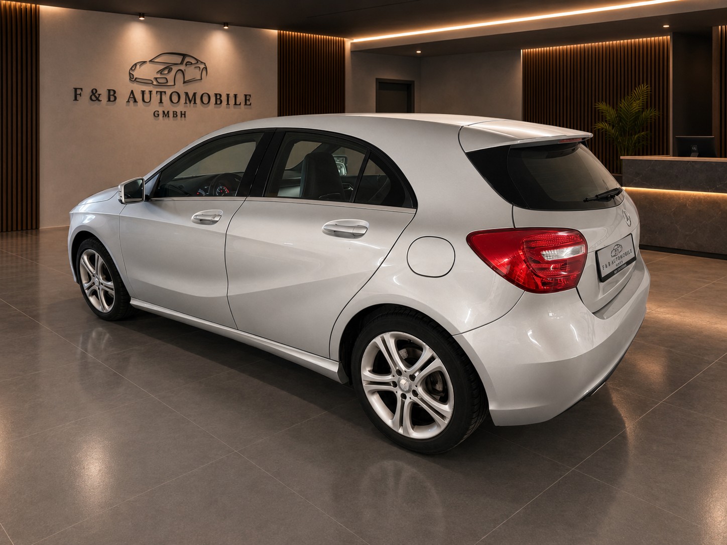 MERCEDES-BENZ A 200-image-7