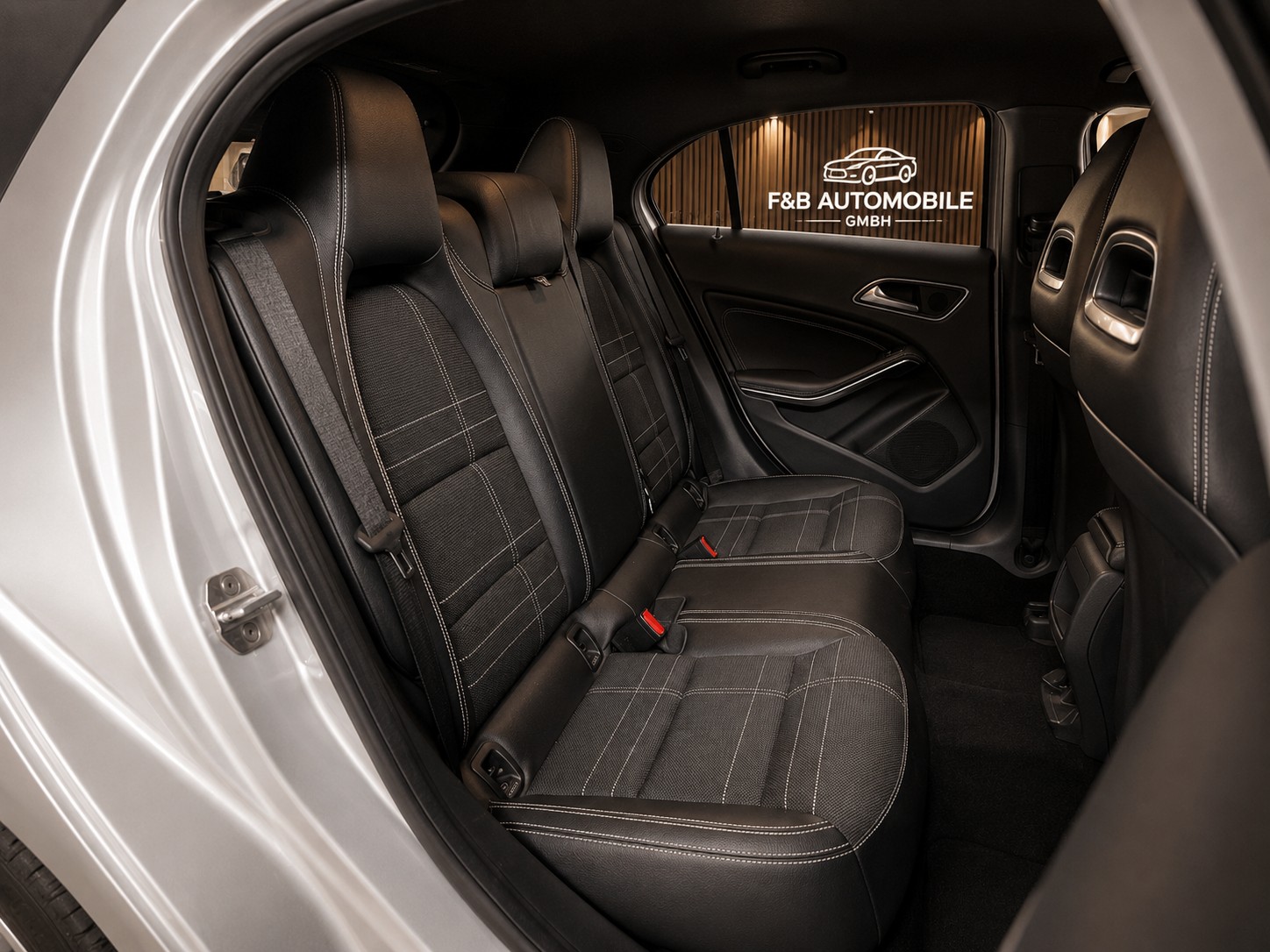 MERCEDES-BENZ A 200-image-13