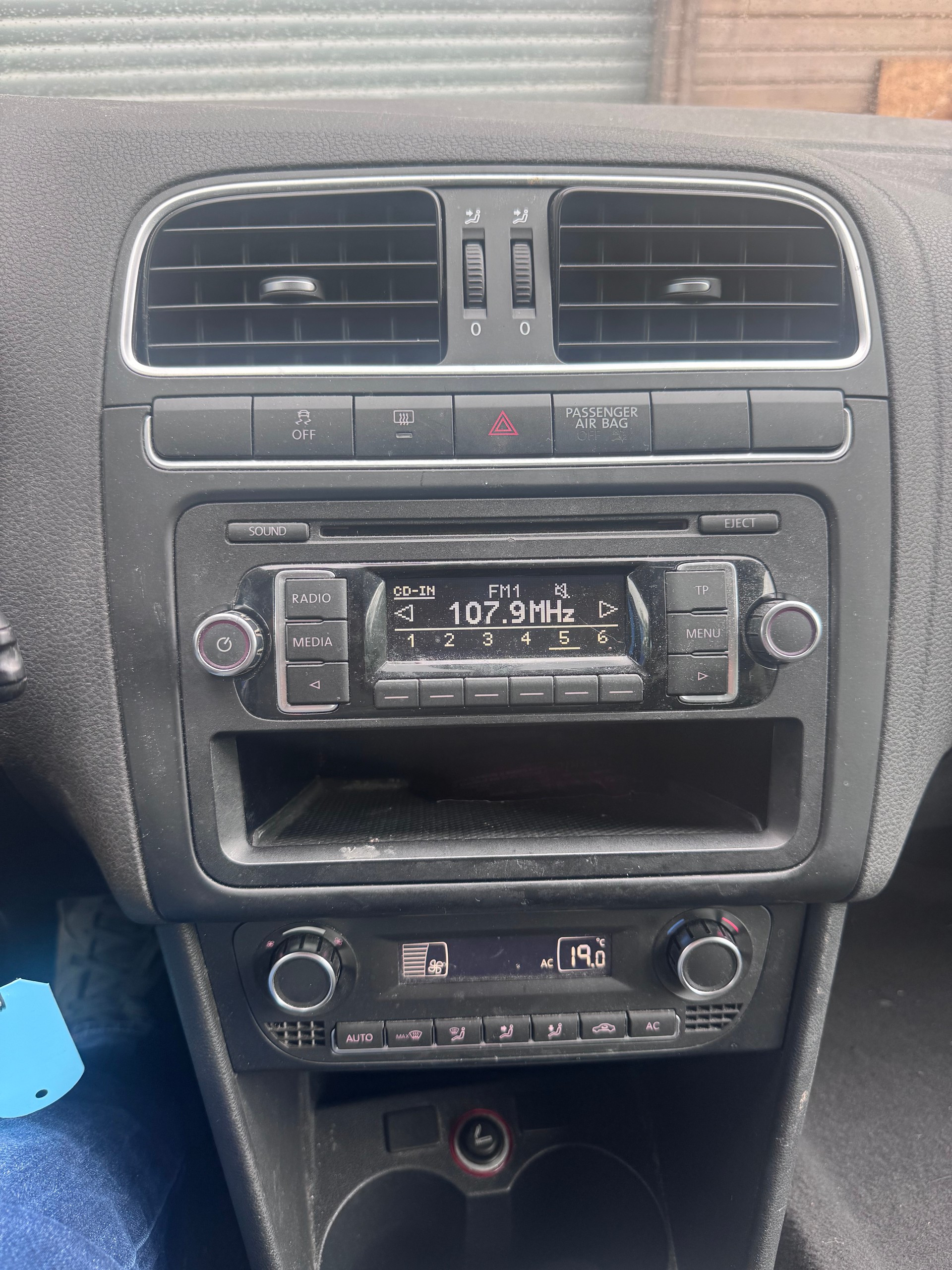 VW Polo 1.2 12V Comfortline-image-9