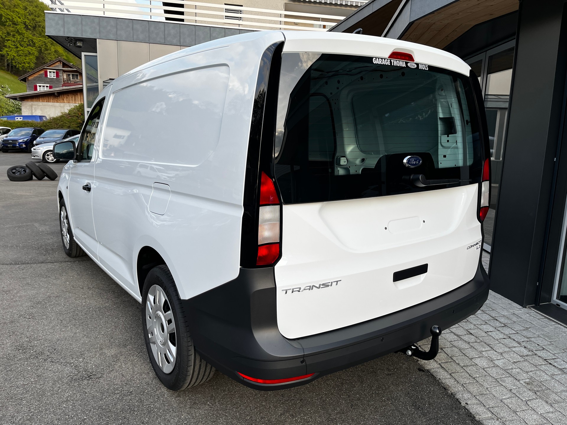 FORD Grand Transit Connect Kasten 2.0 EcoBlue Trend AWD-image-2