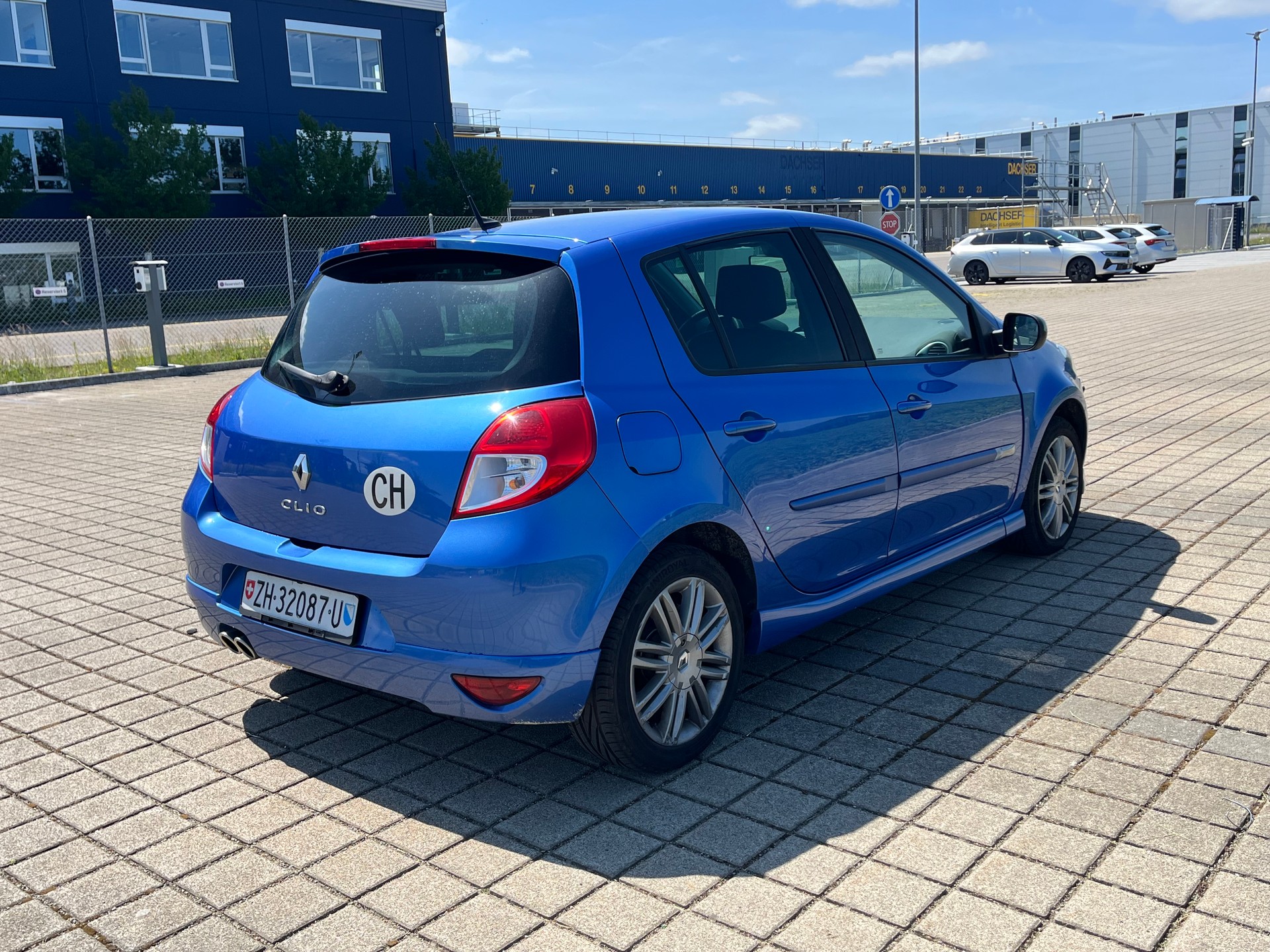 RENAULT Clio 1.6 16V GT-image-7